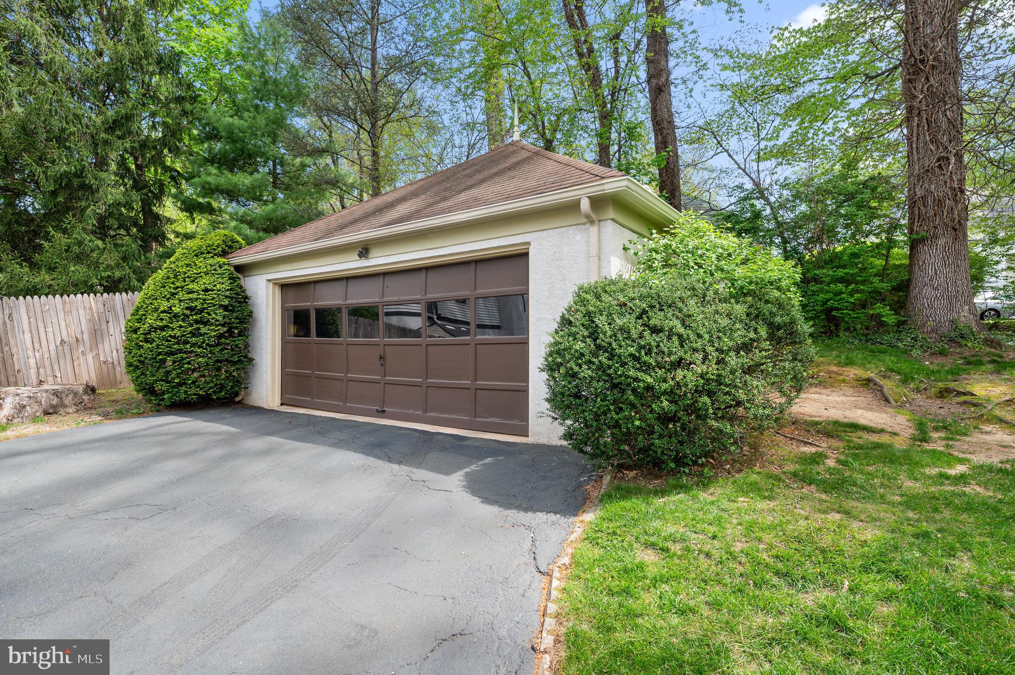 1224 KNOX ROAD
