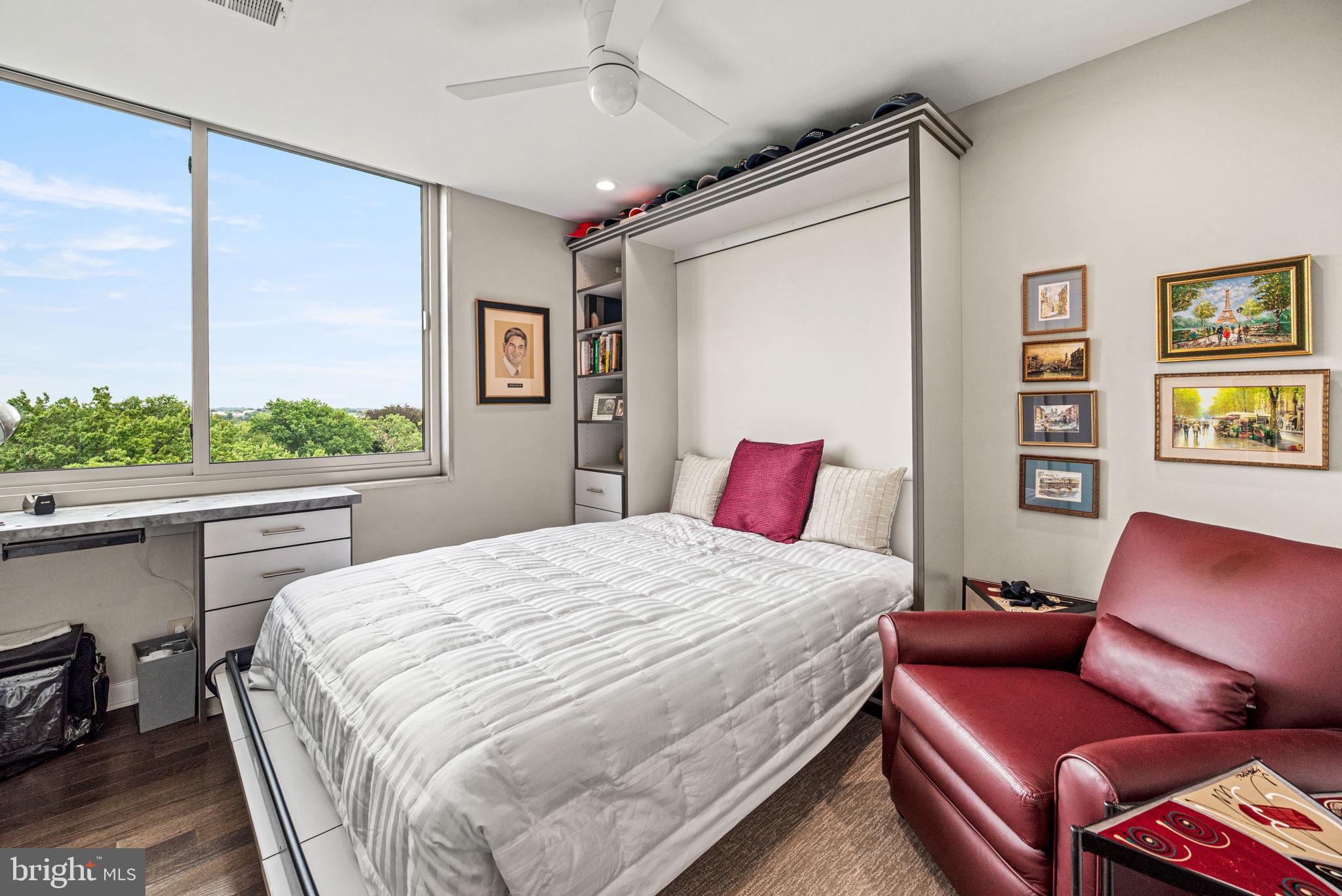 191 PRESIDENTIAL BOULEVARD R-828