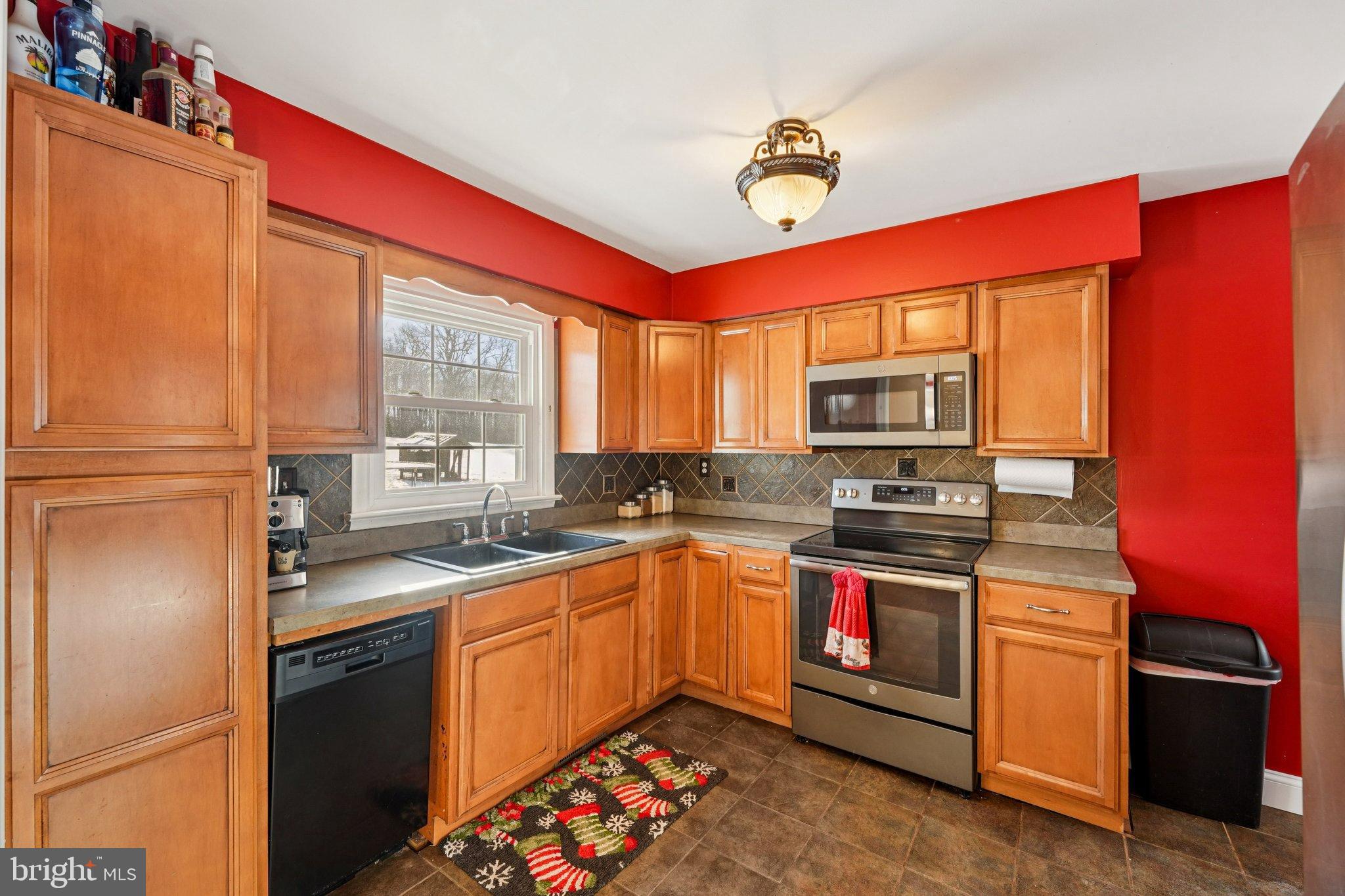 1170 CRESSMAN ROAD