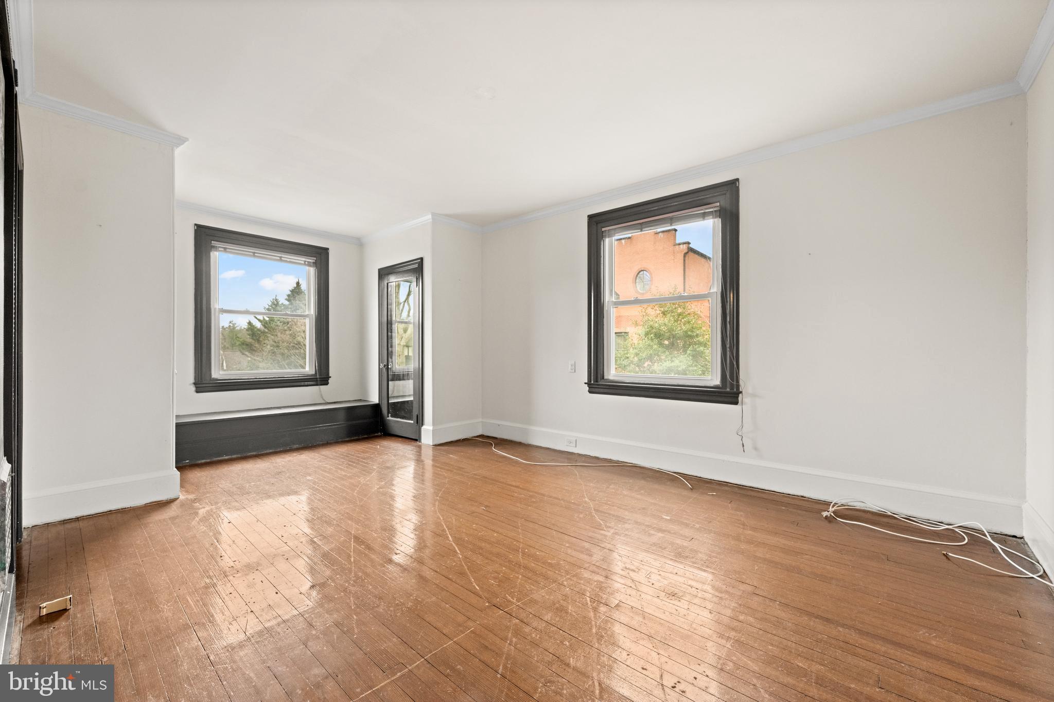 111 E MONTGOMERY AVENUE