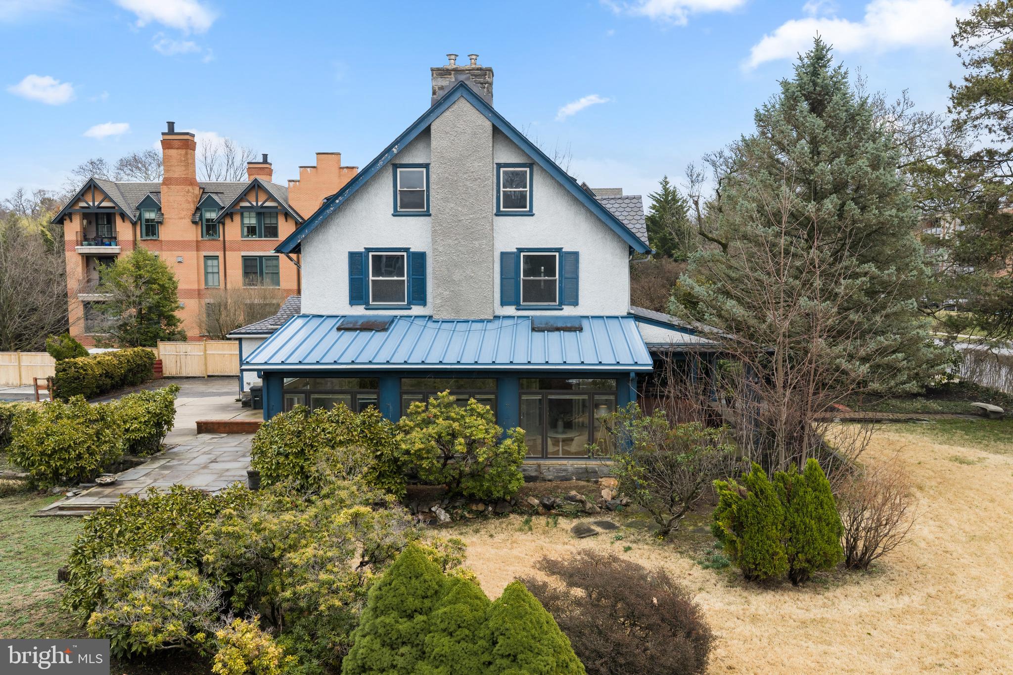 111 E MONTGOMERY AVENUE