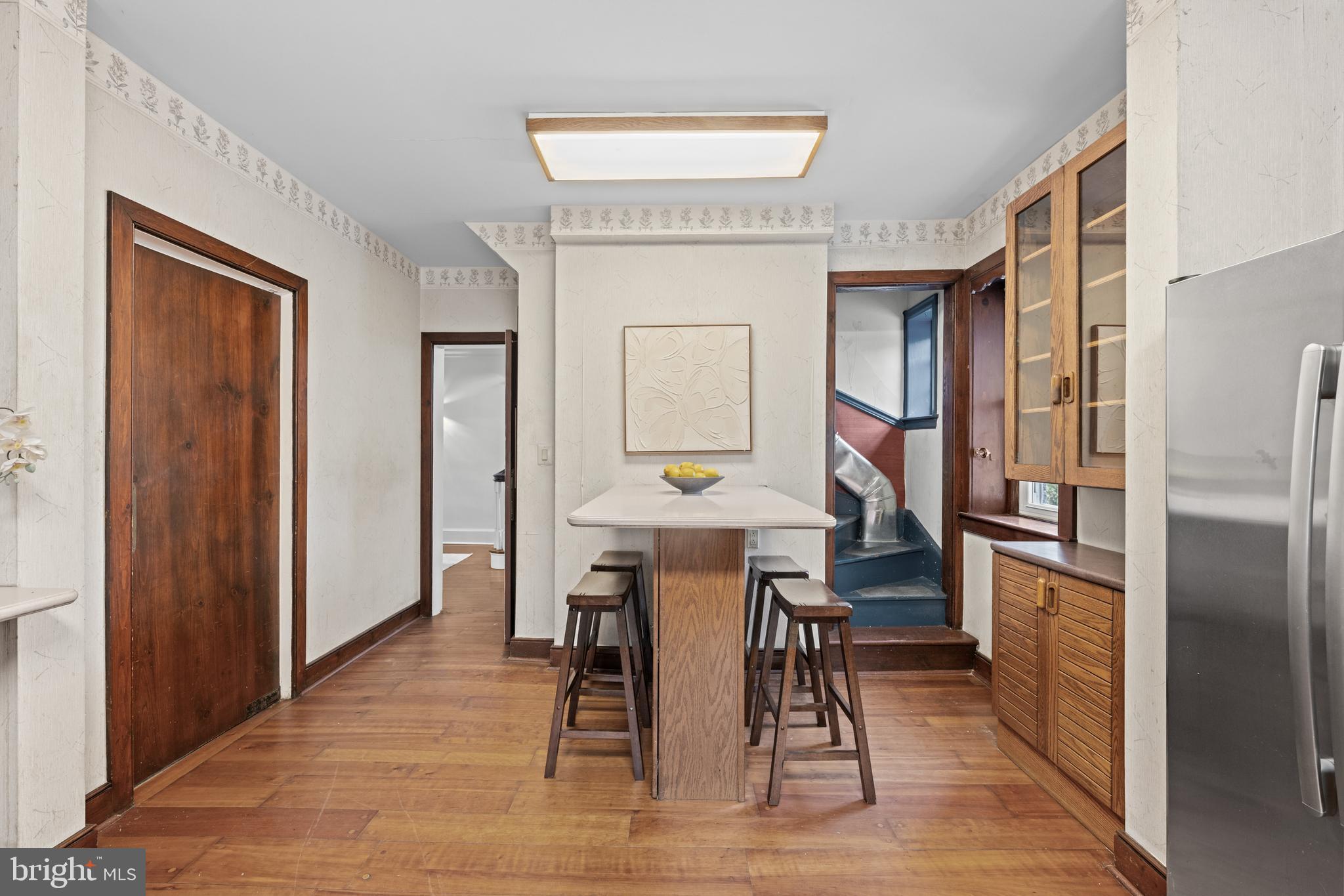 111 E MONTGOMERY AVENUE