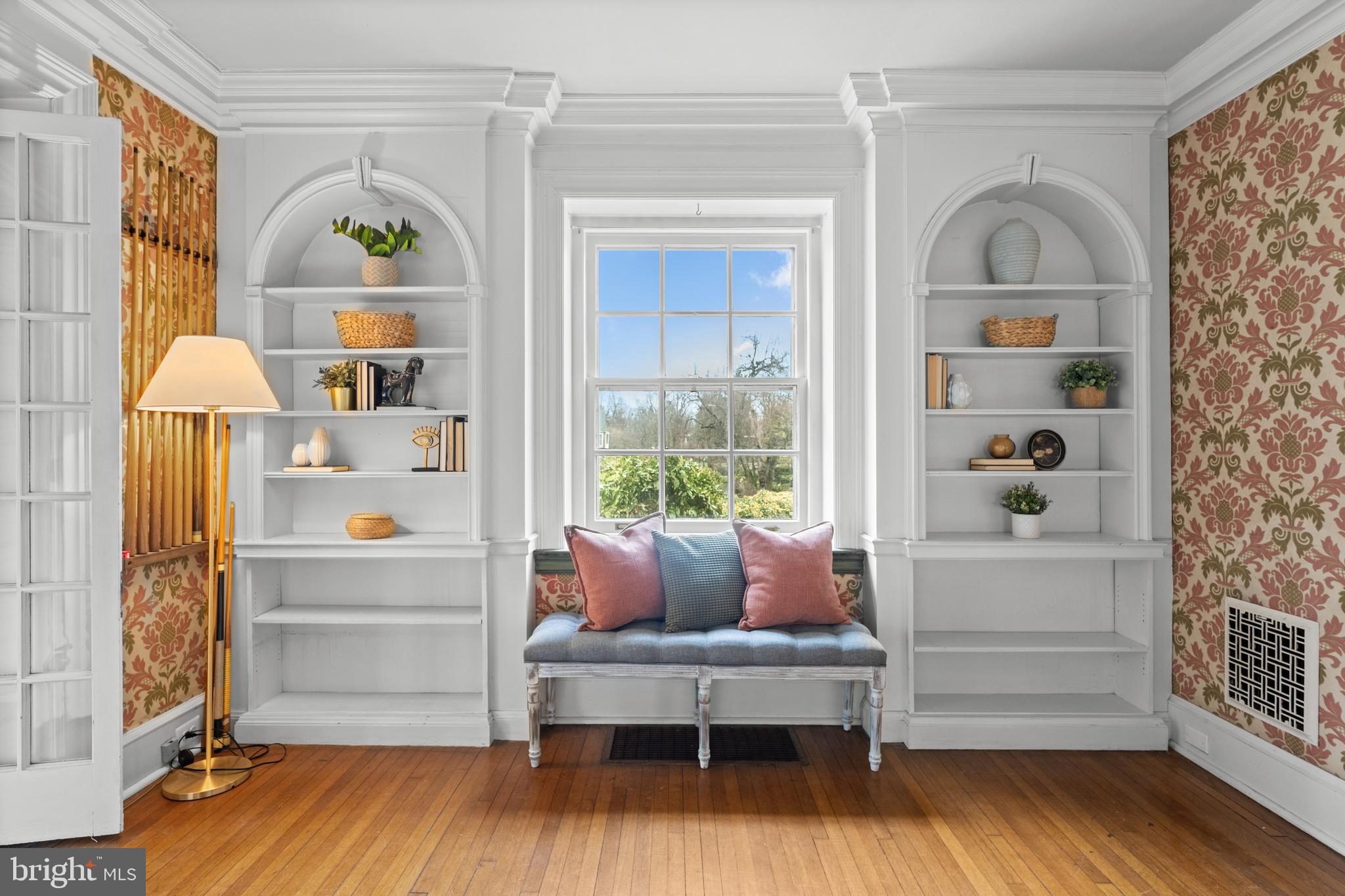 111 E MONTGOMERY AVENUE