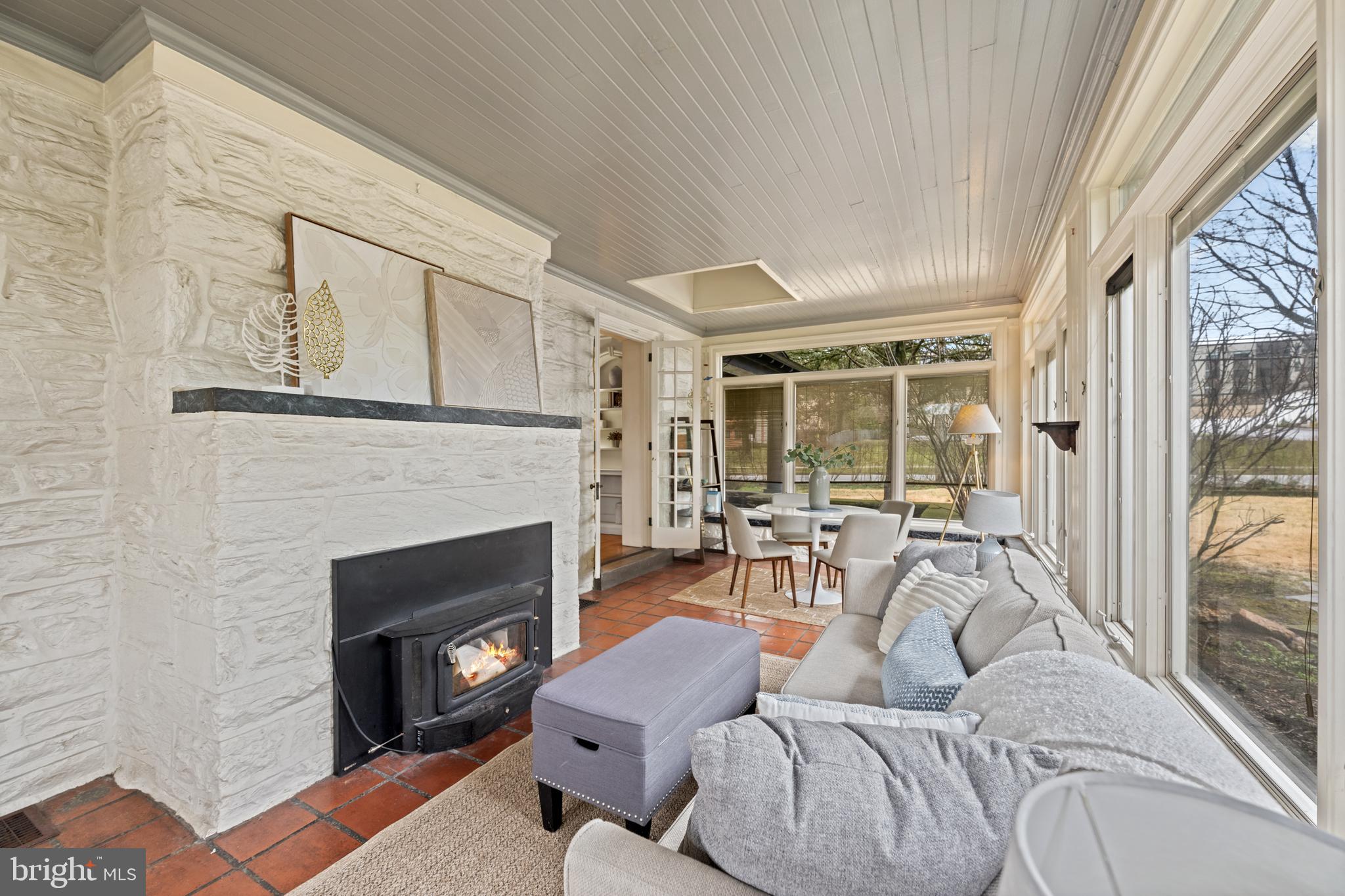 111 E MONTGOMERY AVENUE