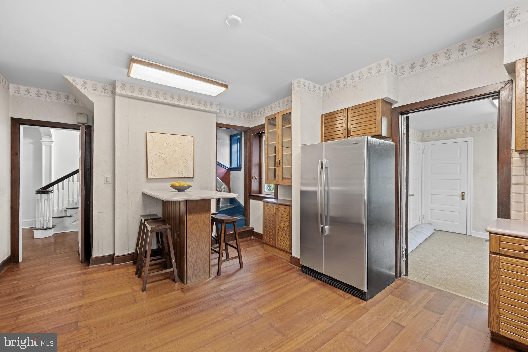 111 E MONTGOMERY AVENUE