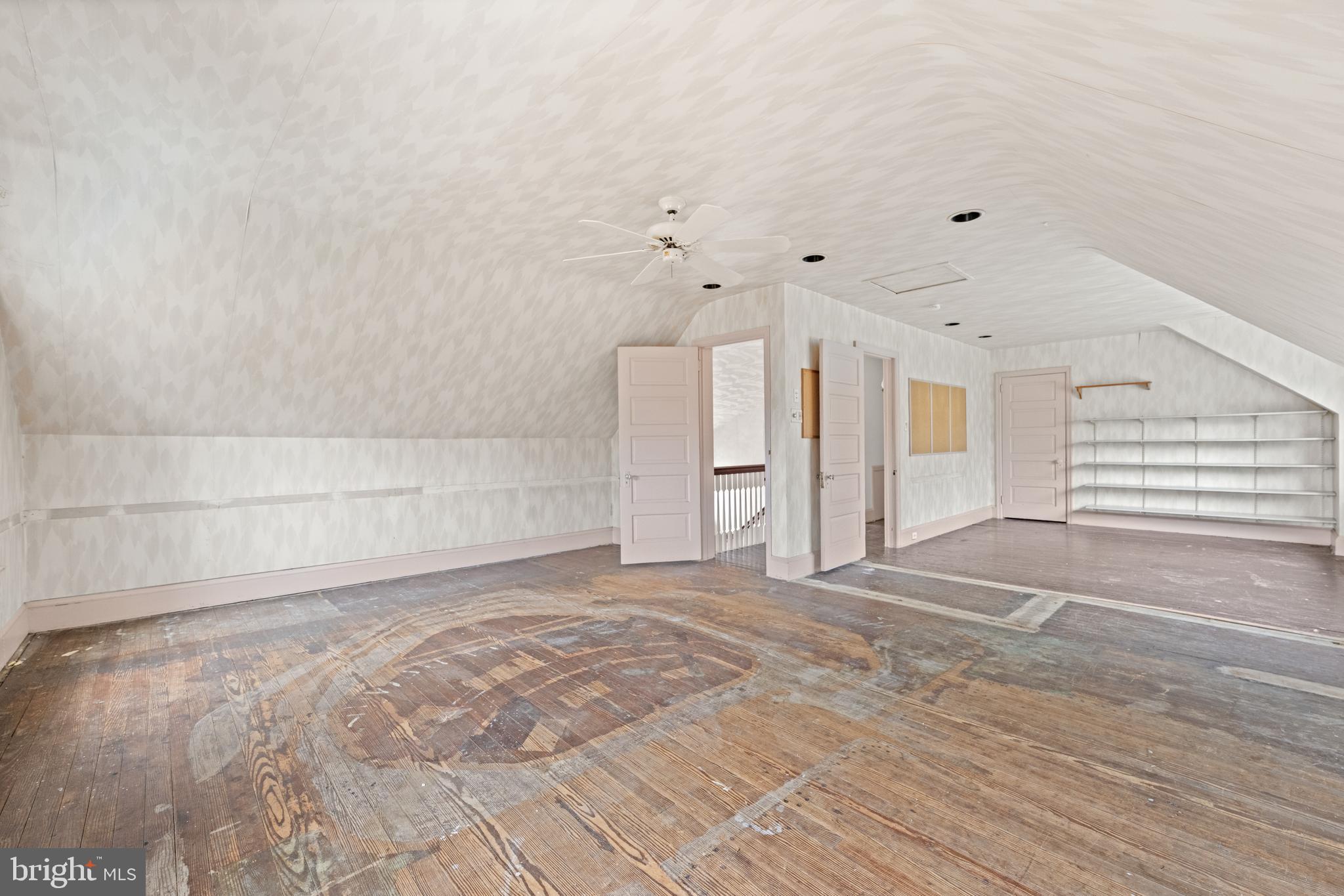 111 E MONTGOMERY AVENUE