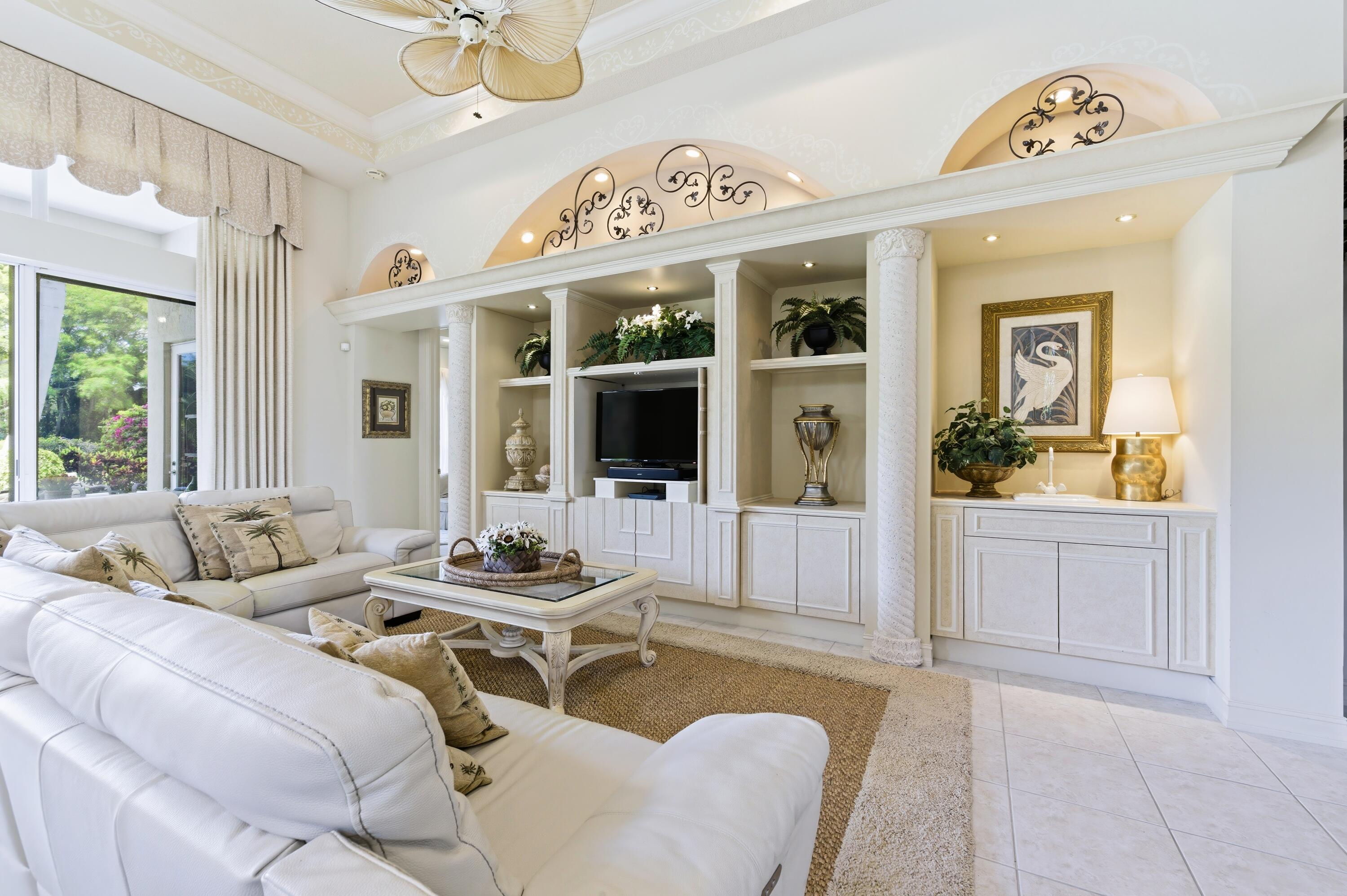 24 Laguna Terrace
