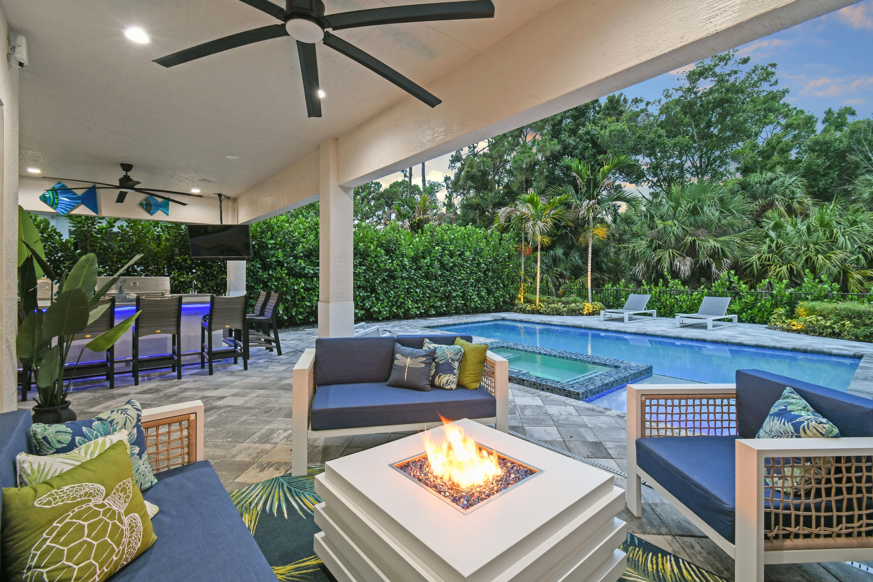 13418 Artisan Circle
