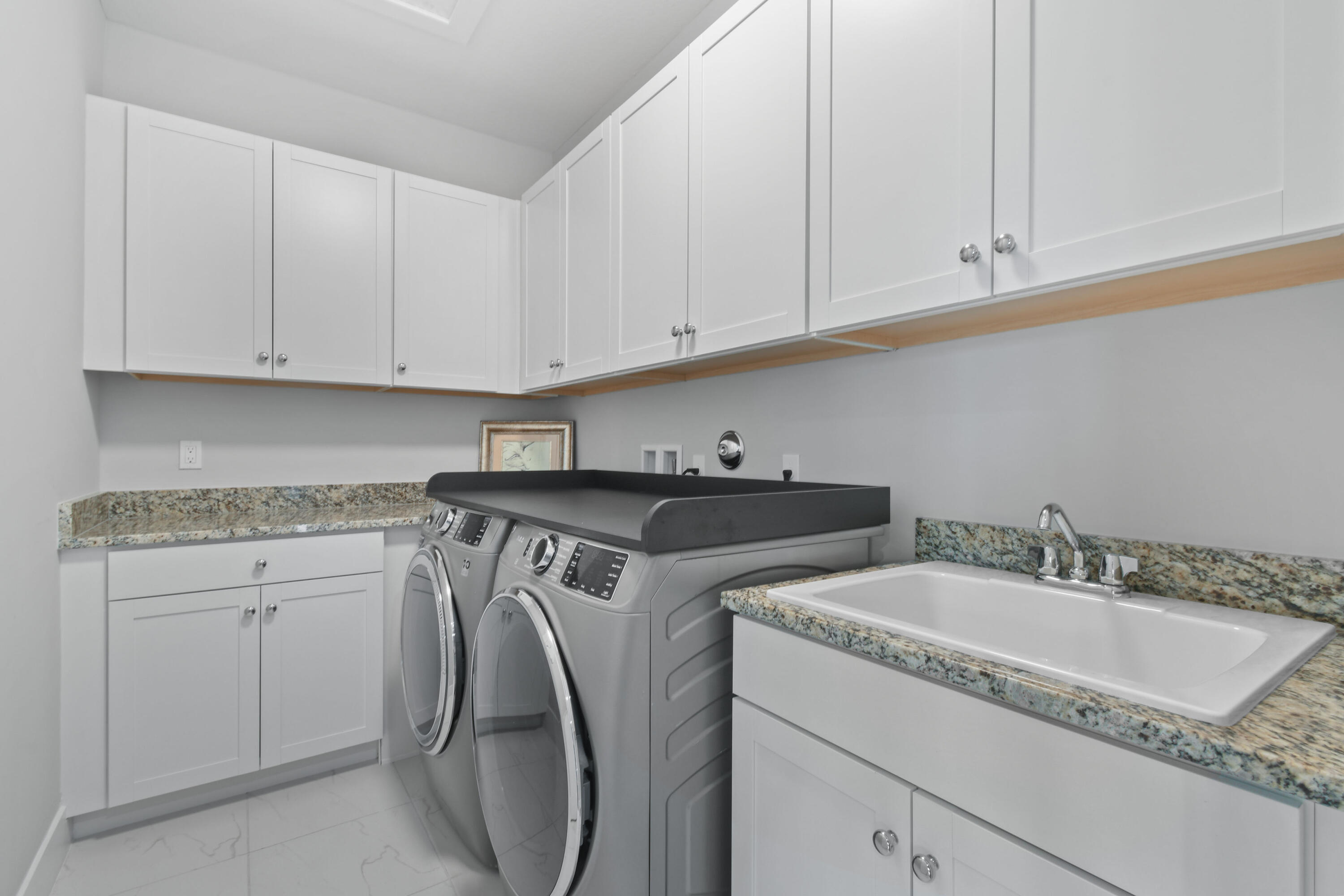 13418 Artisan Circle