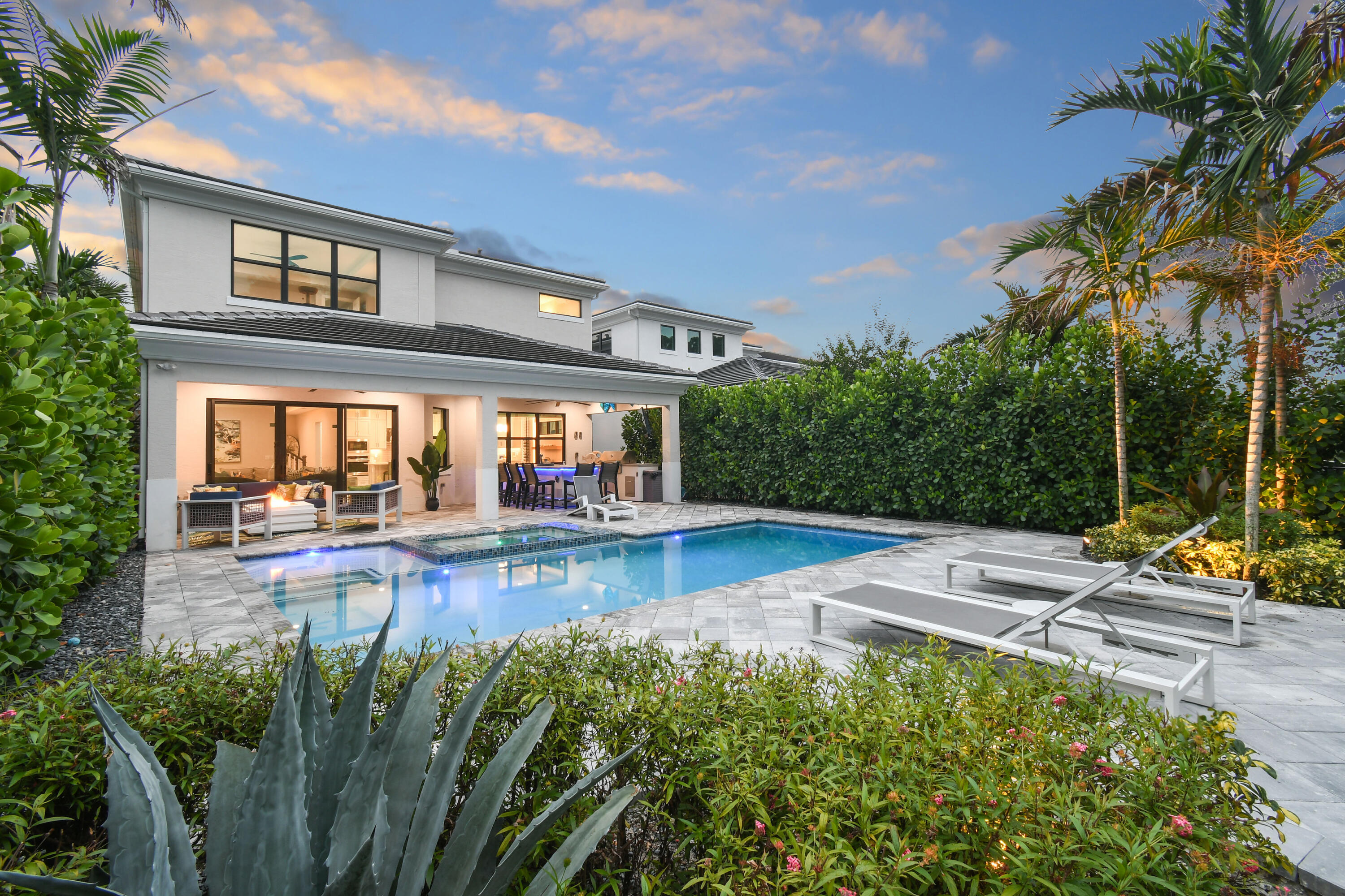 13418 Artisan Circle