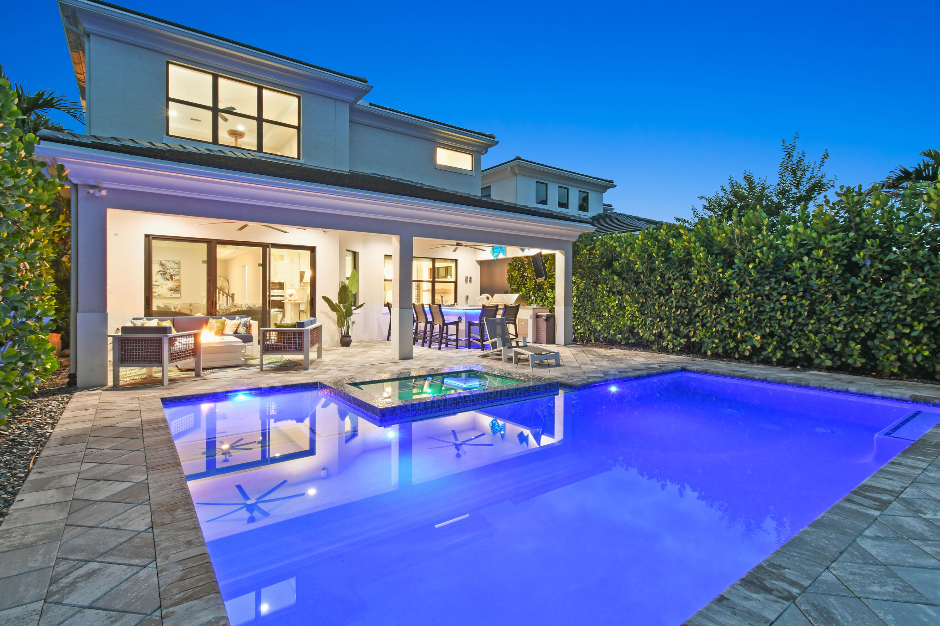 13418 Artisan Circle