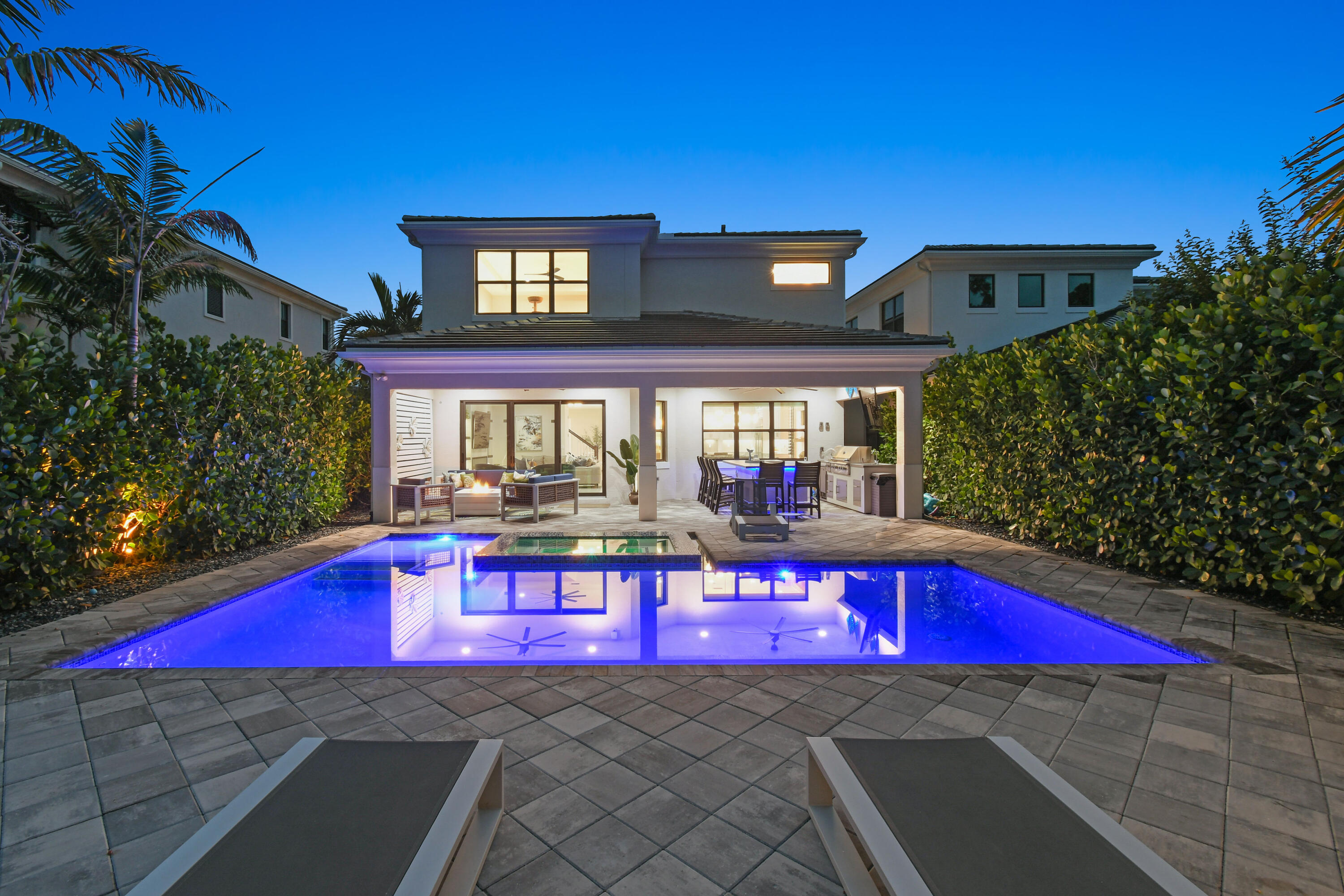 13418 Artisan Circle