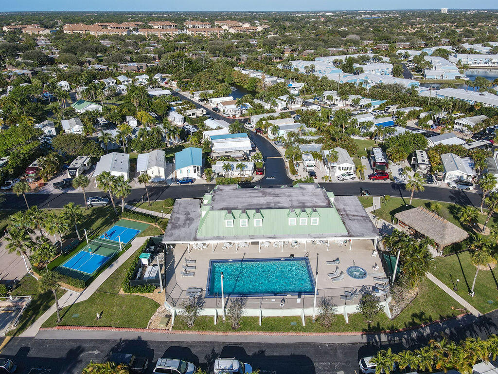 900 Juno Ocean Walk