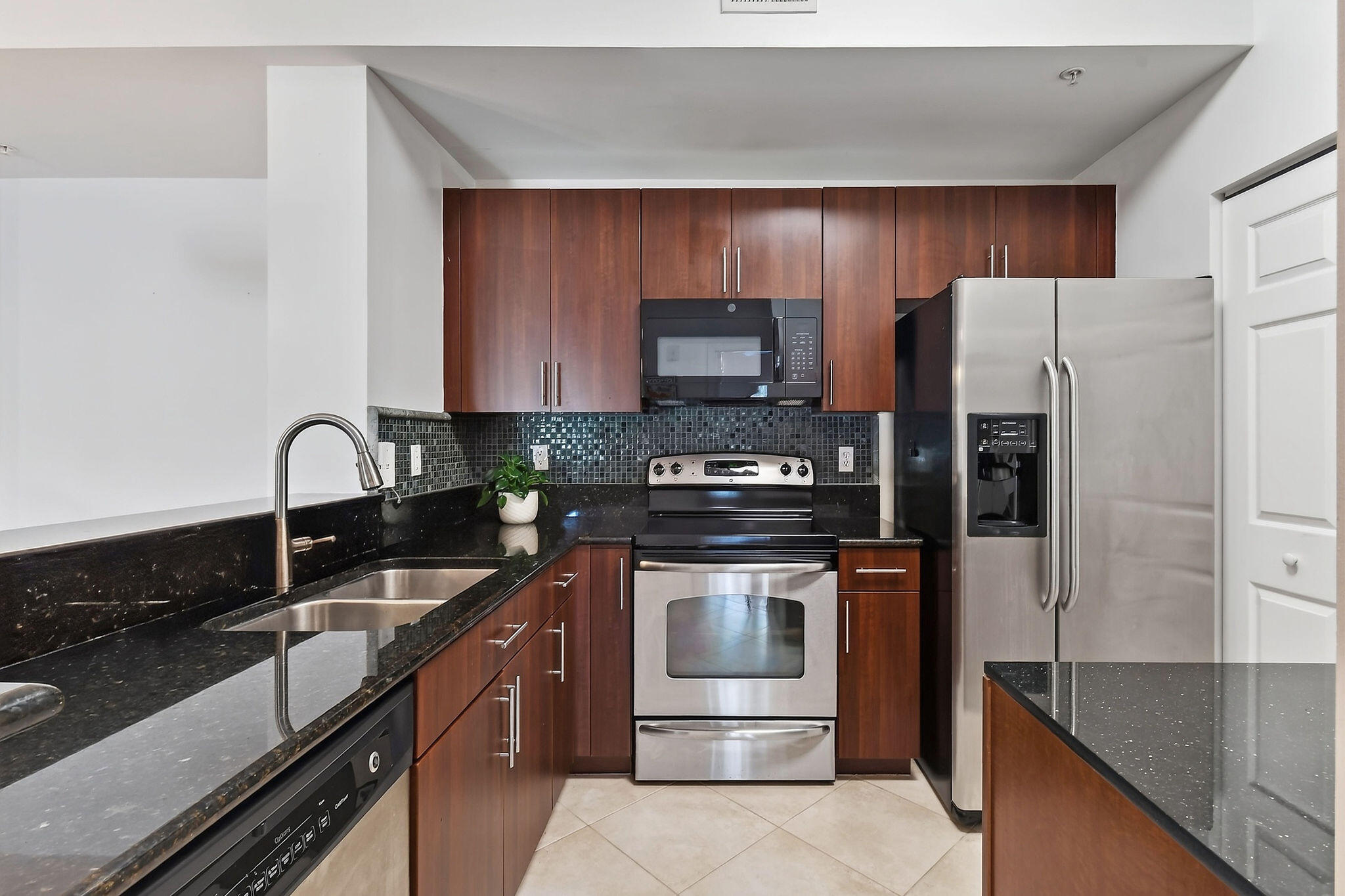 4903 Midtown Lane 3116