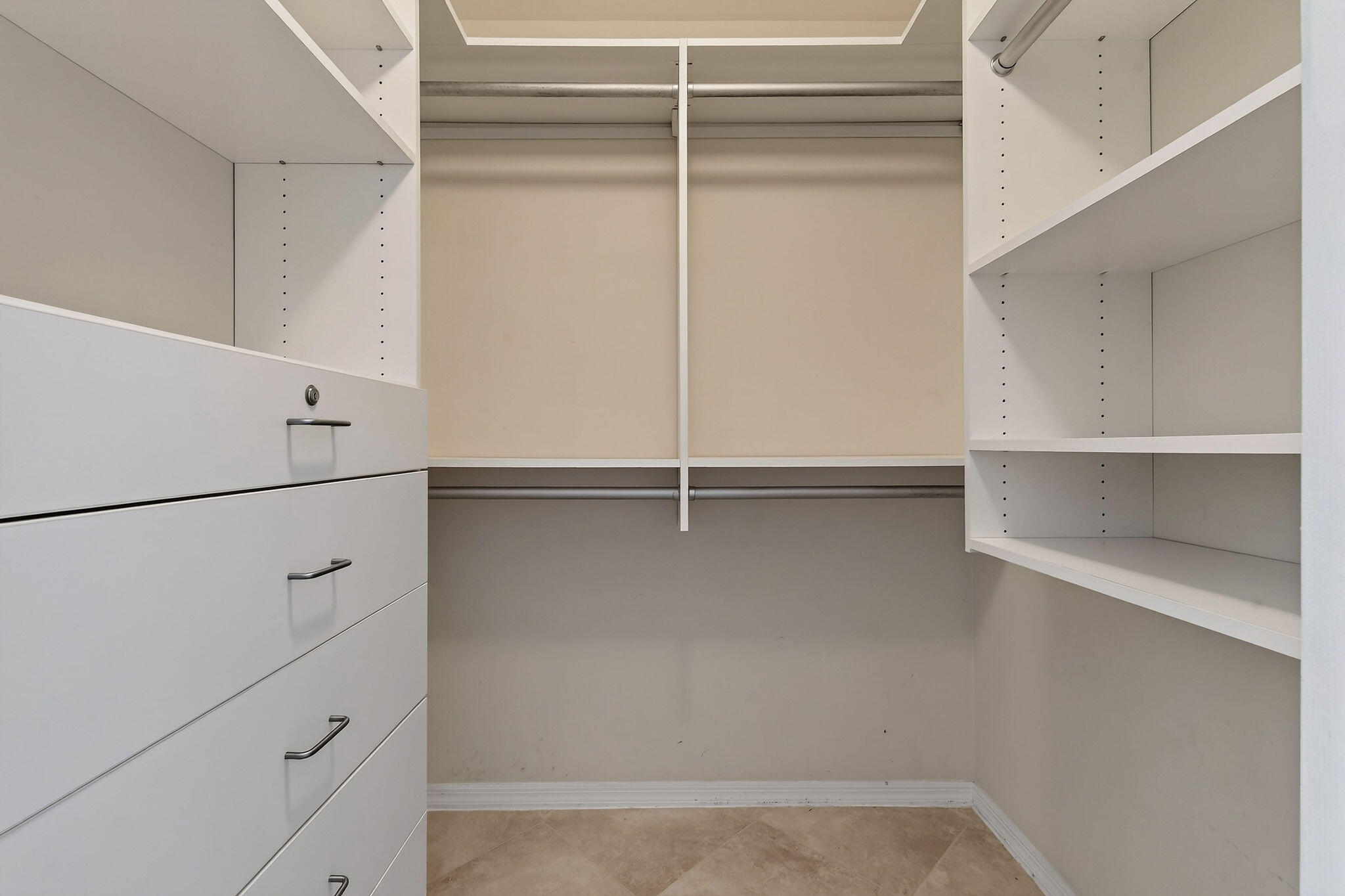 4903 Midtown Lane 3116