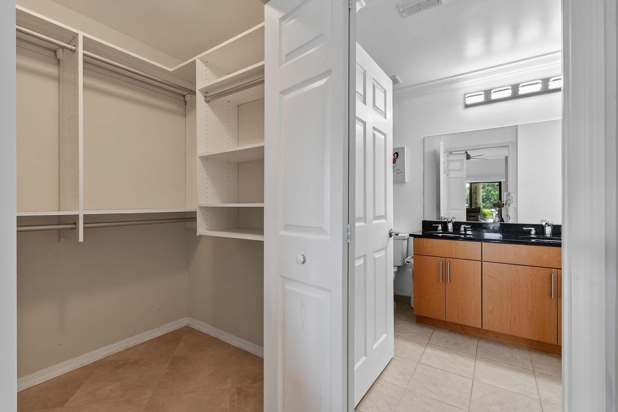 4903 Midtown Lane 3116