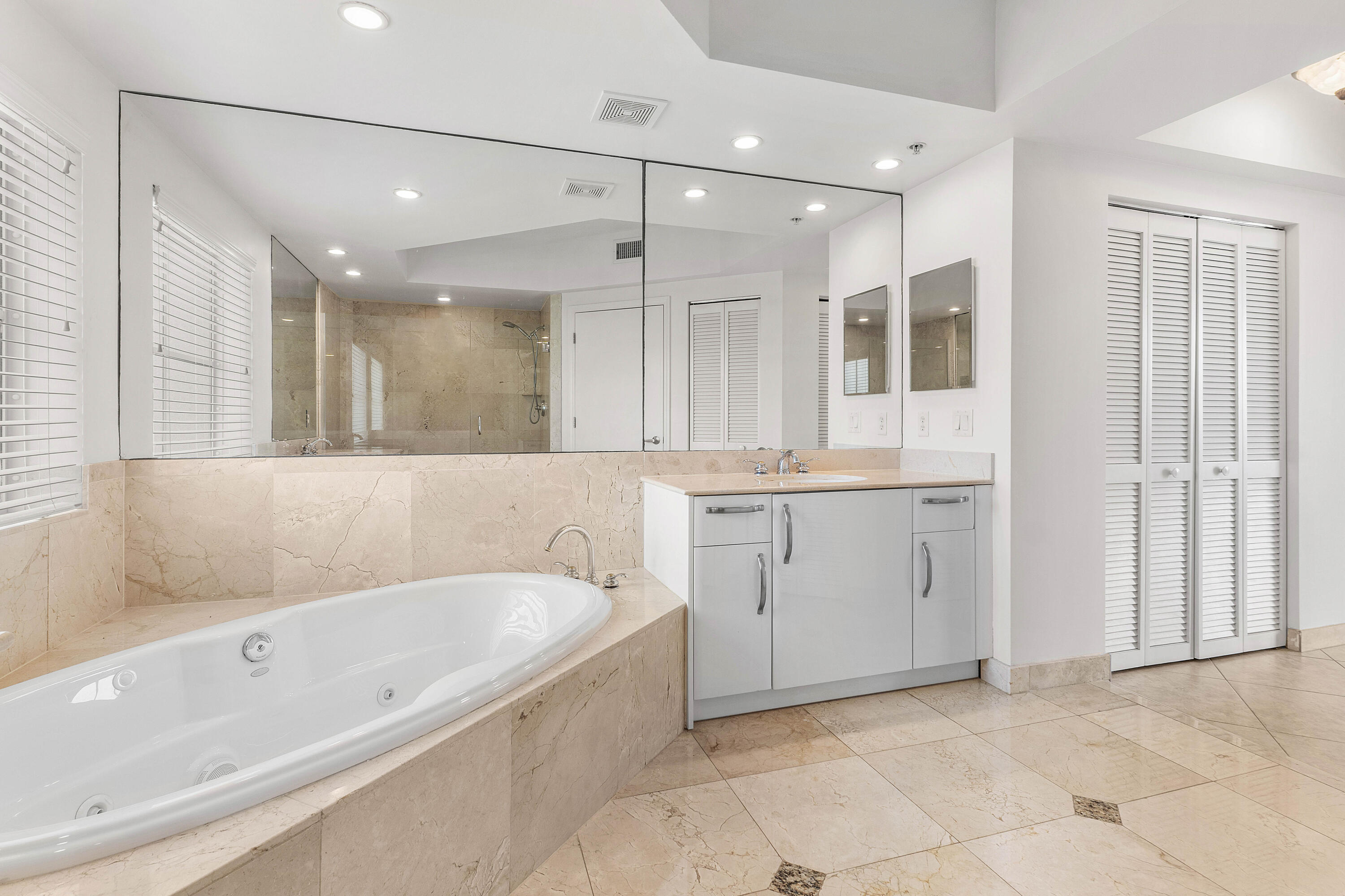 2051 SE 3rd Street 307
