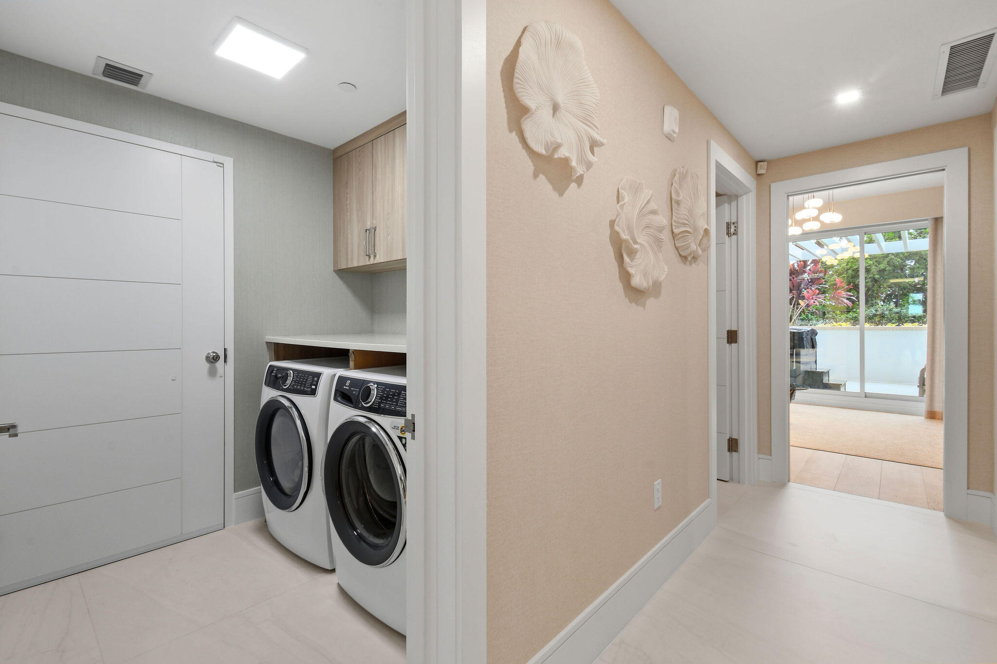 1 S Coastal Way 202
