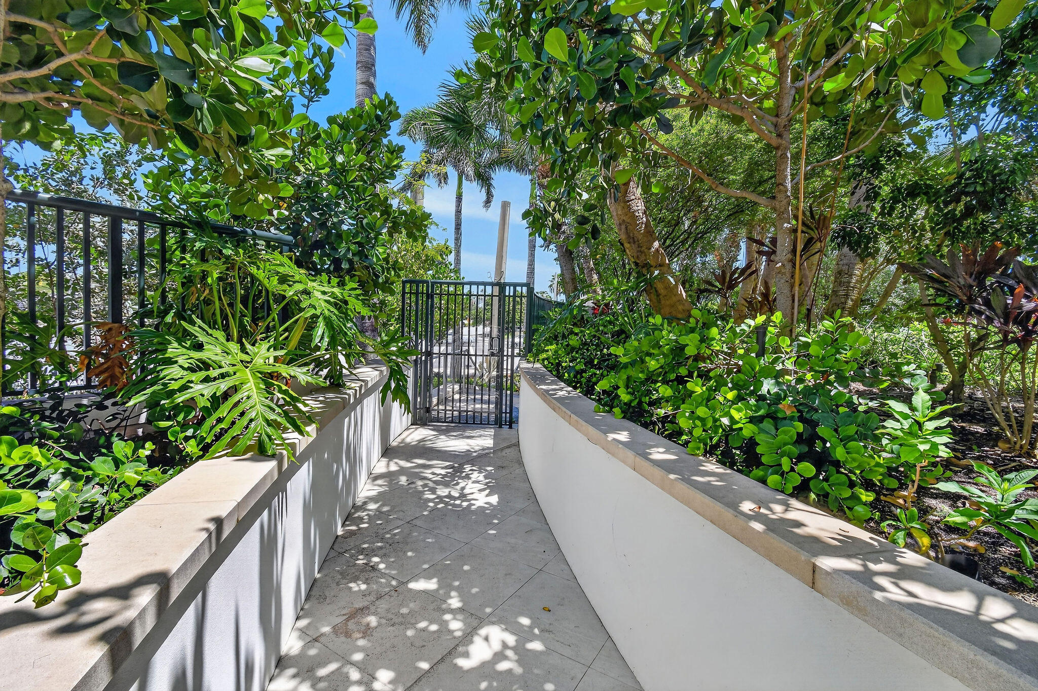 1 S Coastal Way 202