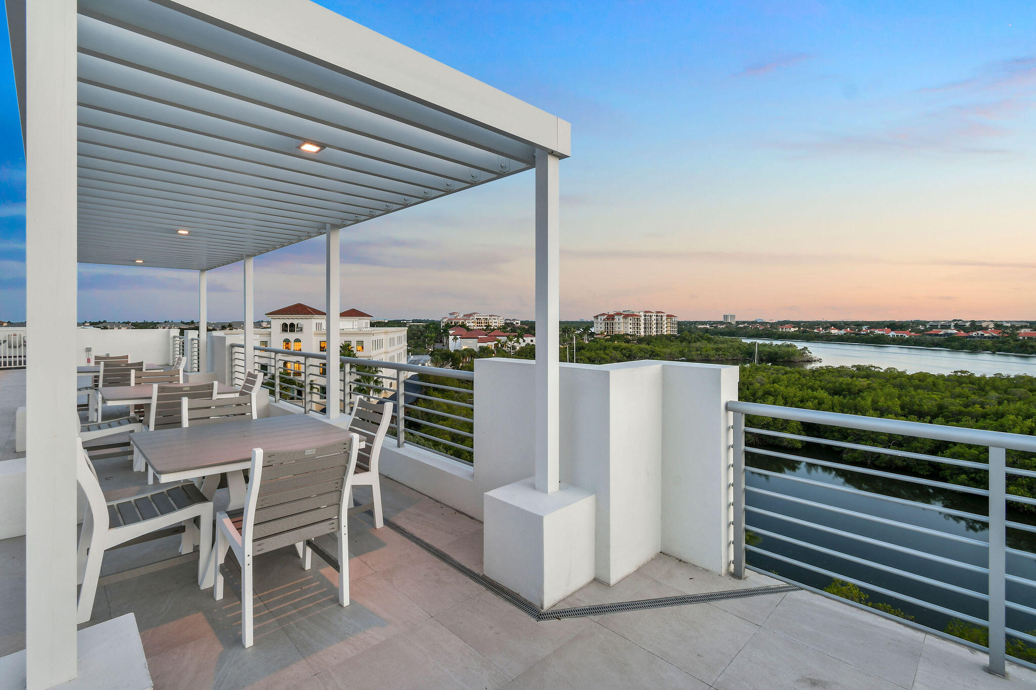 1 S Coastal Way 202