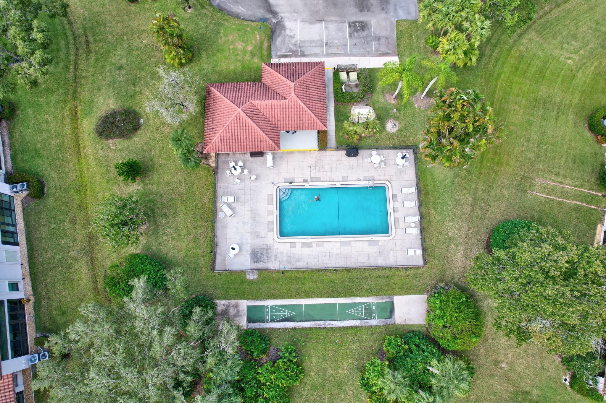 3470 SE Martinique Trce 201