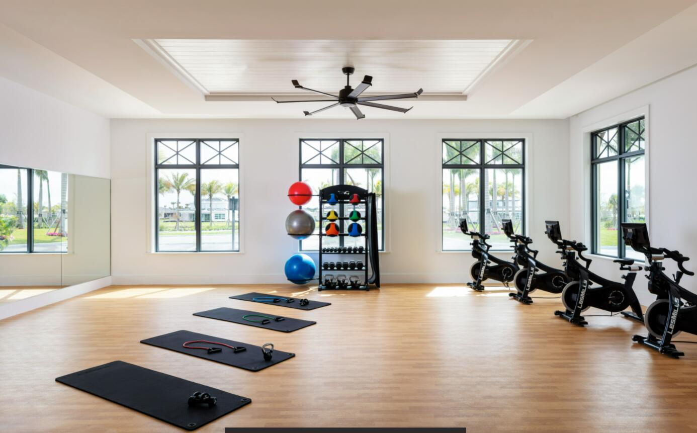 9361 Crestview Circle