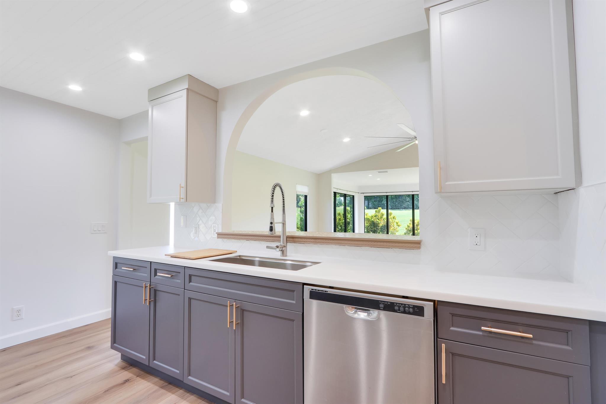 12609 SE Cascades Court