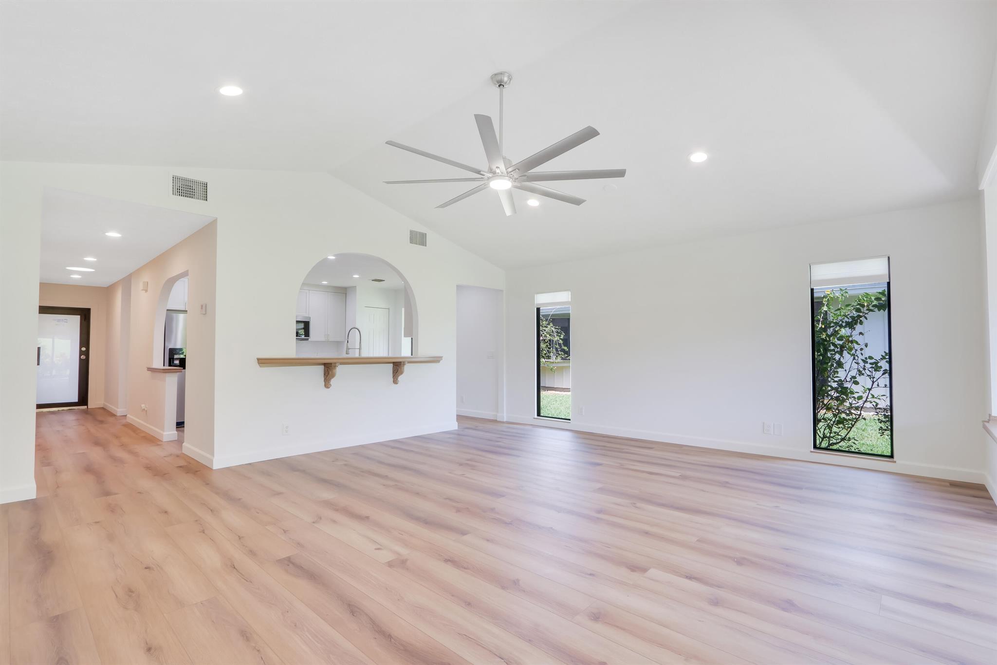 12609 SE Cascades Court