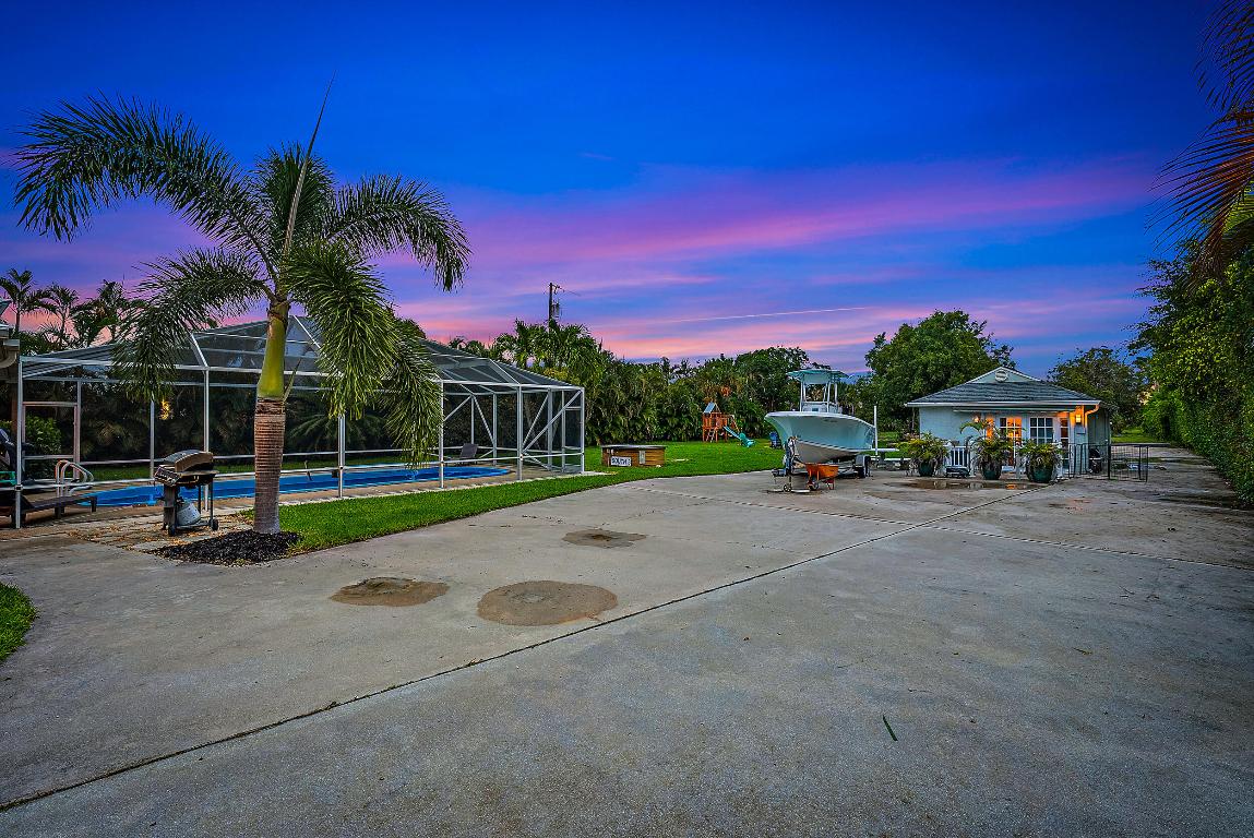 5354 SE Horseshoe Point Road