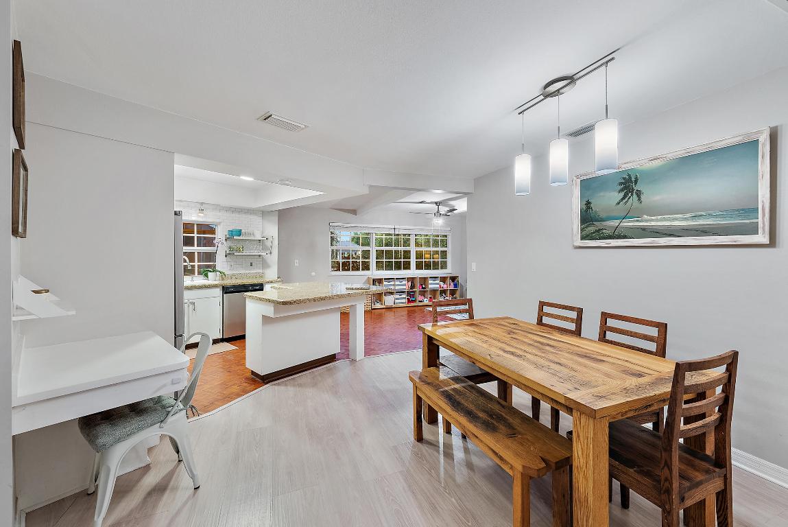 5354 SE Horseshoe Point Road