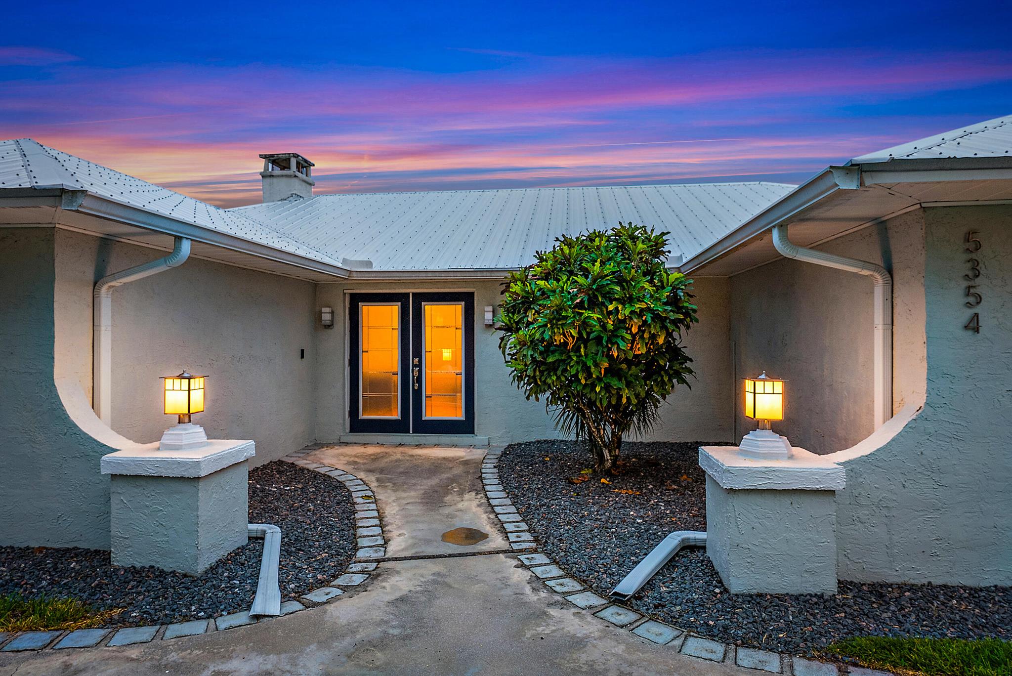 5354 SE Horseshoe Point Road