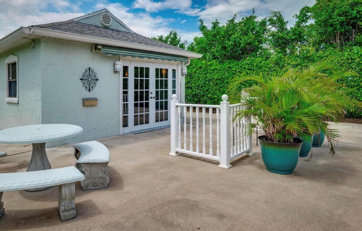 5354 SE Horseshoe Point Road