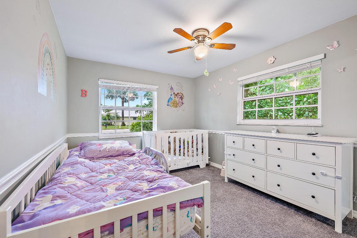 5354 SE Horseshoe Point Road