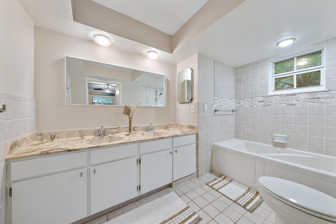 5354 SE Horseshoe Point Road