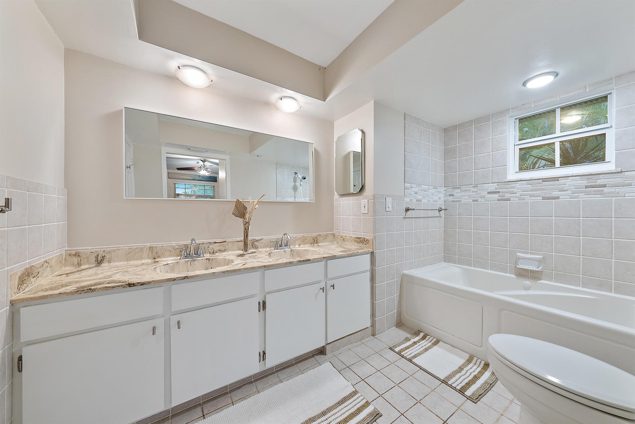 5354 SE Horseshoe Point Road