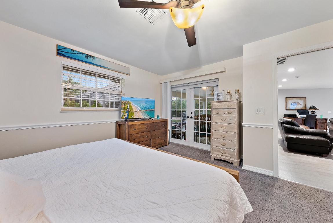 5354 SE Horseshoe Point Road