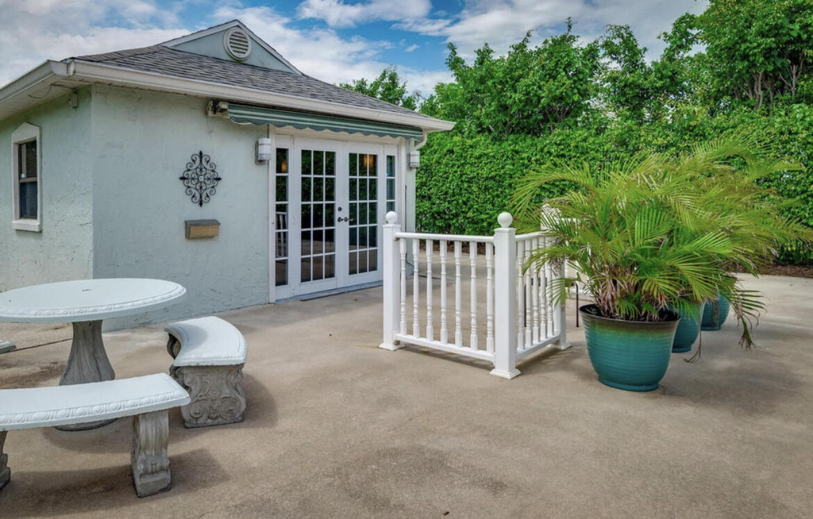 5354 SE Horseshoe Point Road