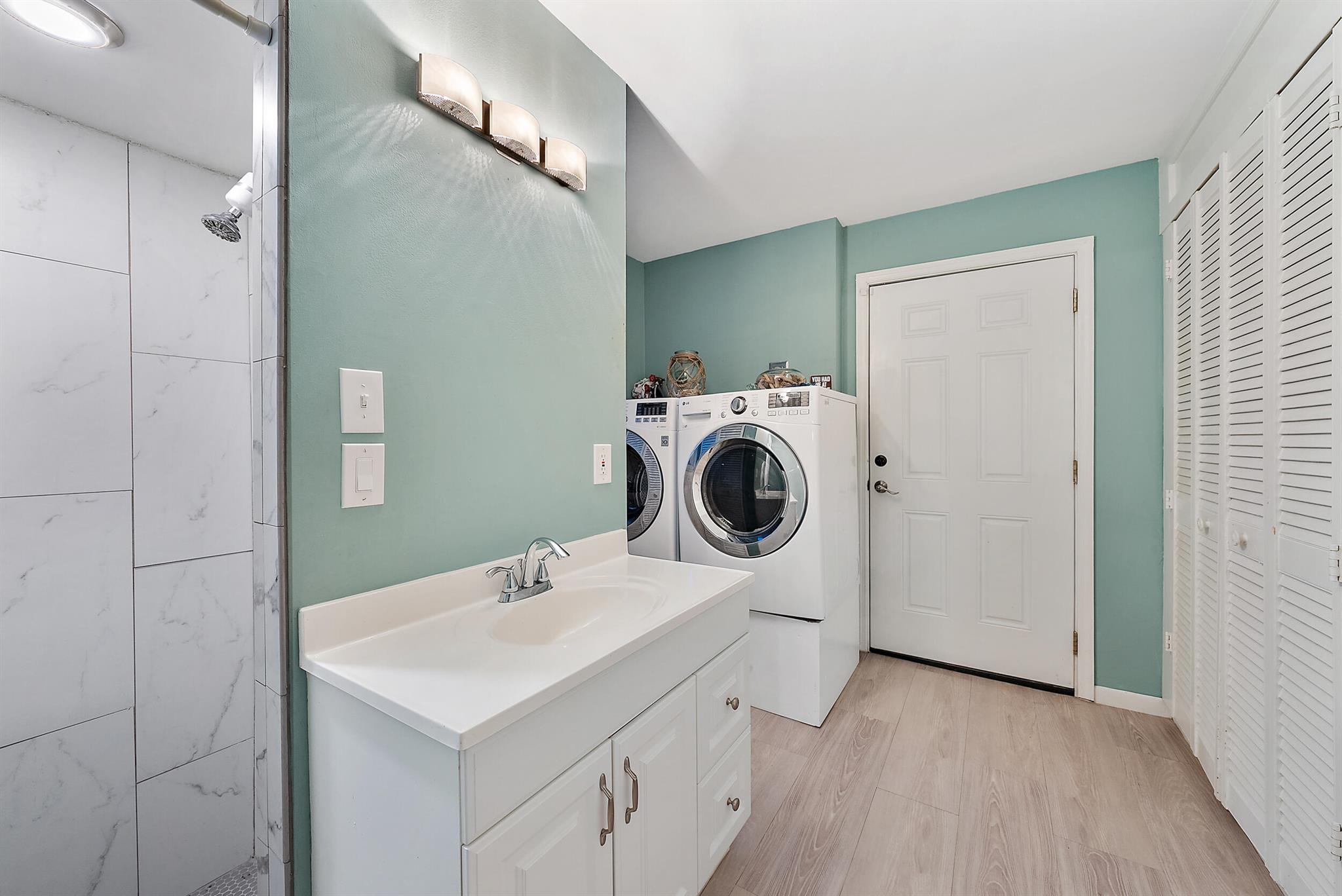 5354 SE Horseshoe Point Road