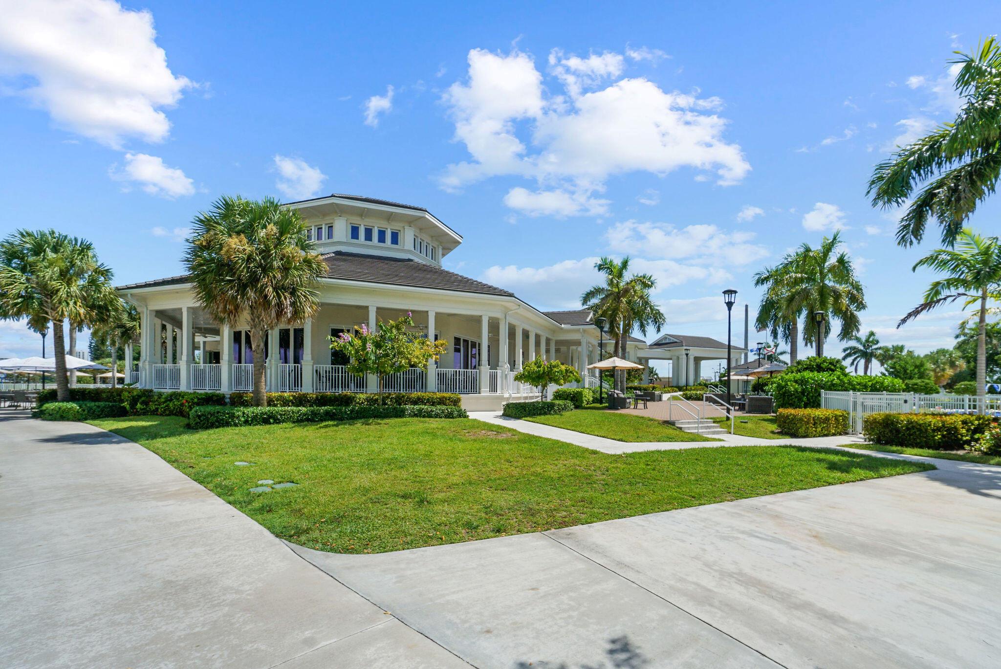 372 Golfview Road 503