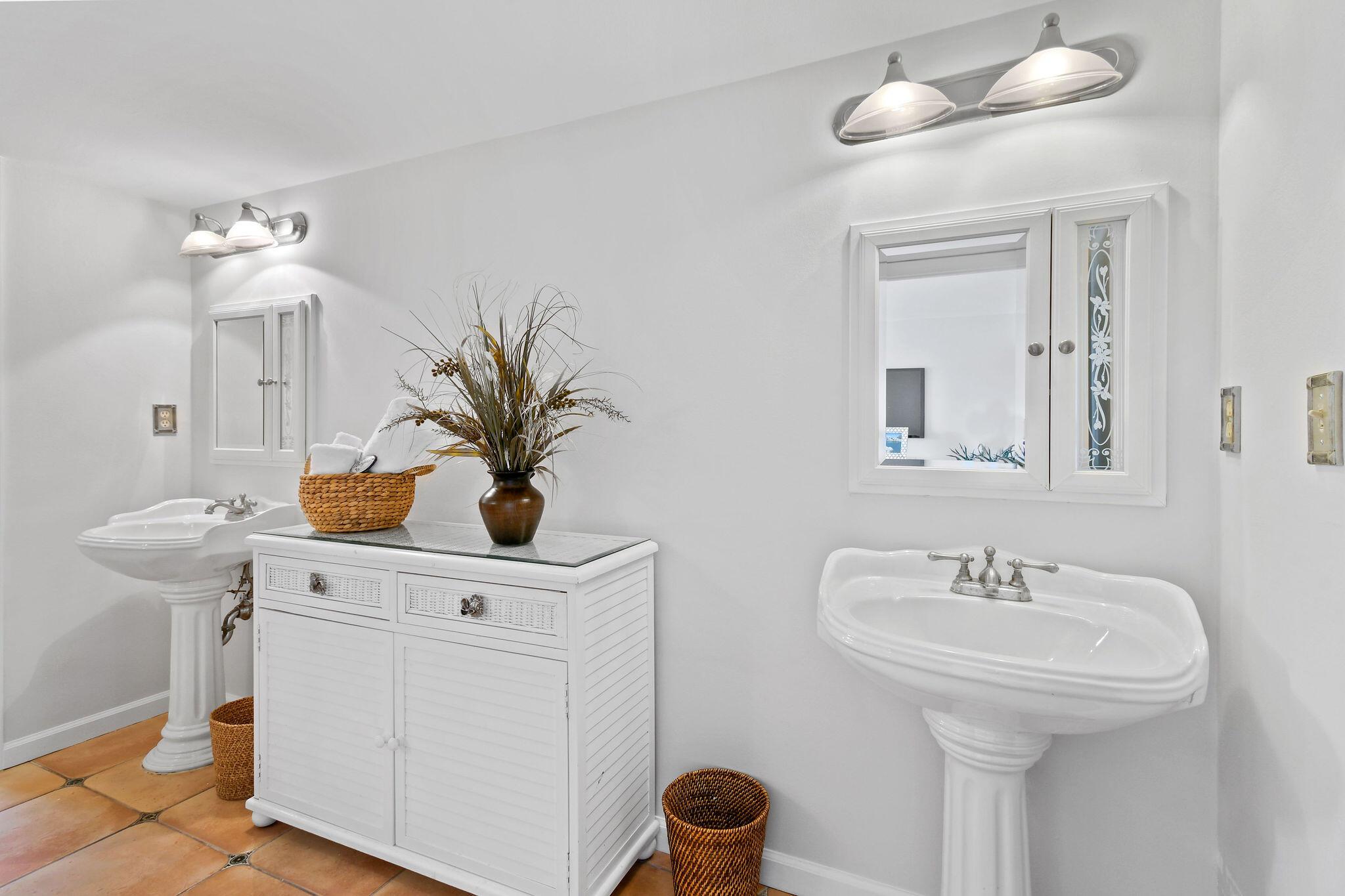 372 Golfview Road 503