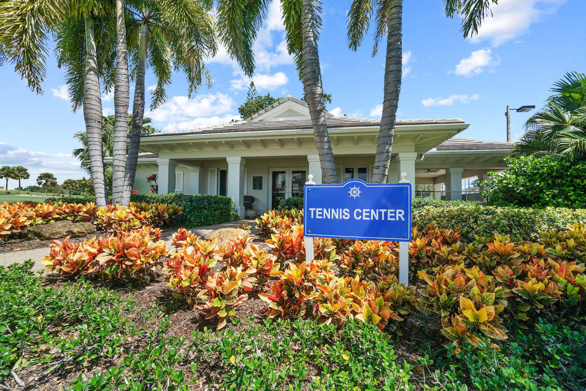 372 Golfview Road 503