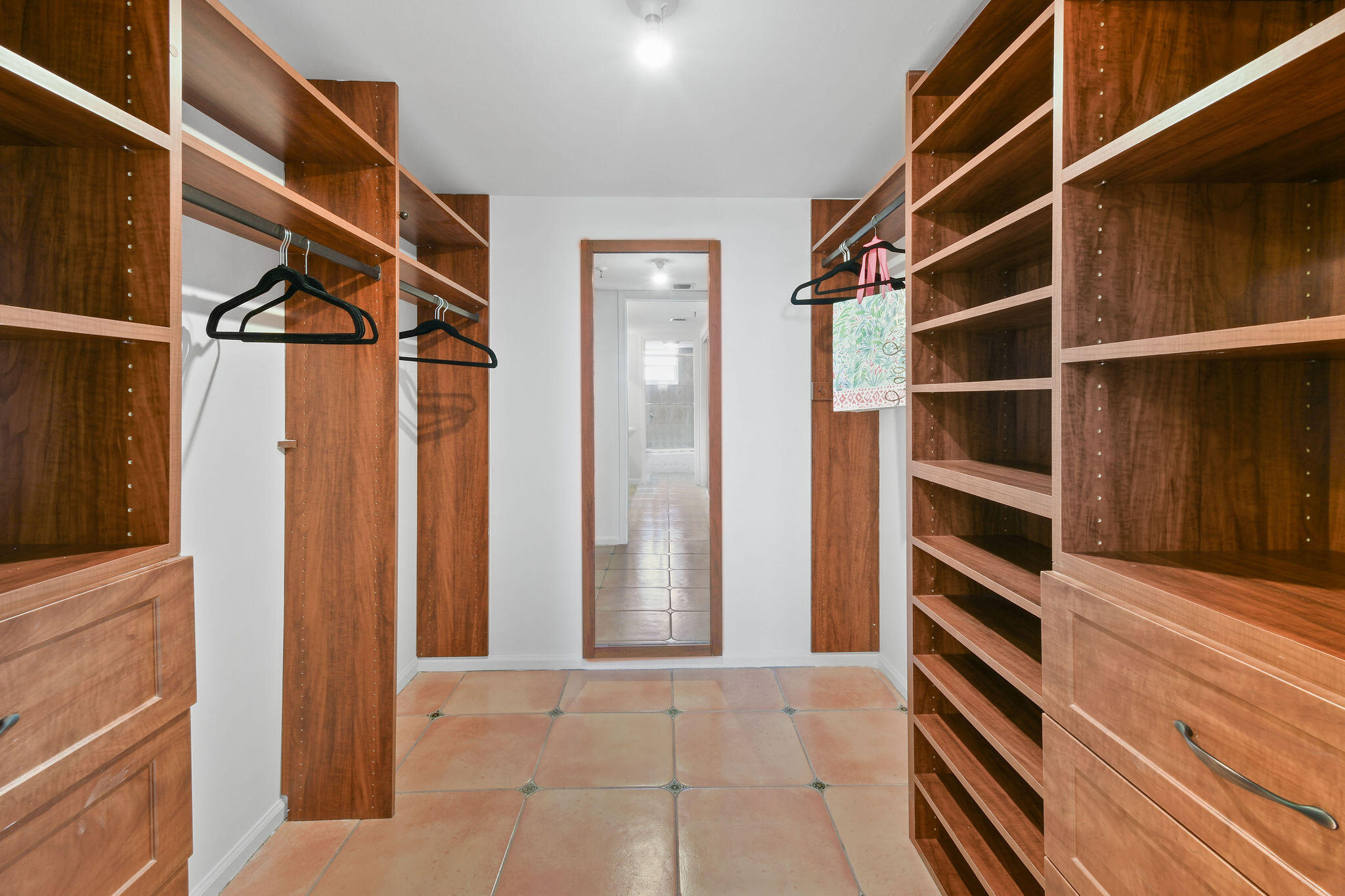 372 Golfview Road 503
