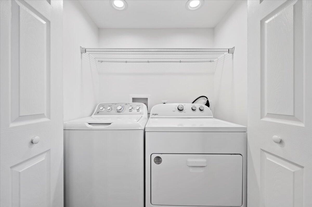 356 Golfview Road 1105