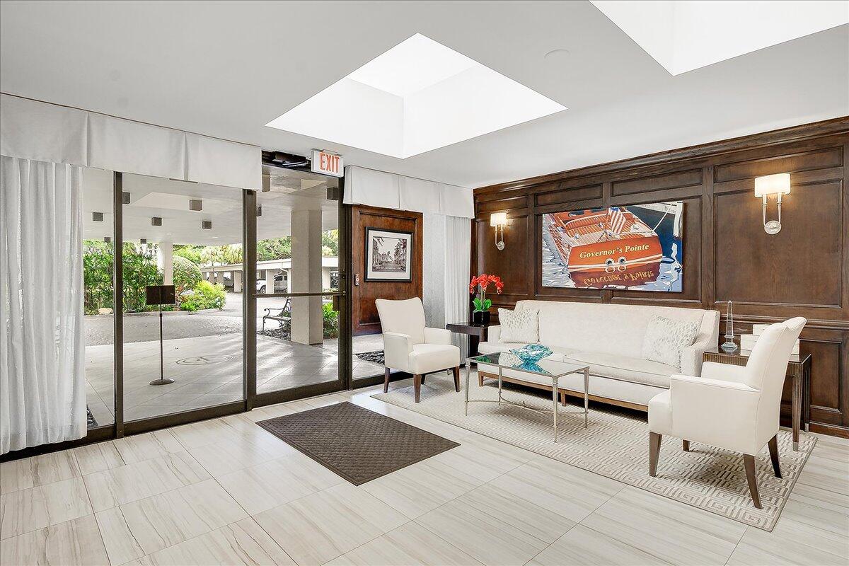 356 Golfview Road 1105