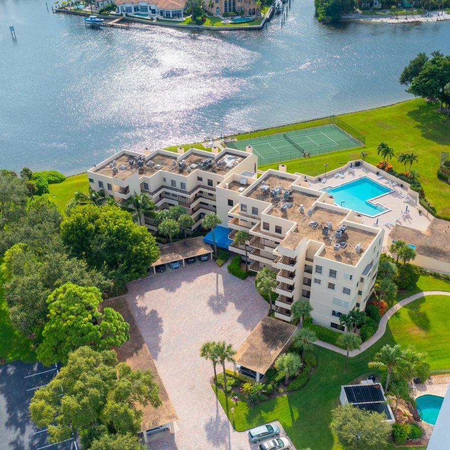 364 Golfview Road 307