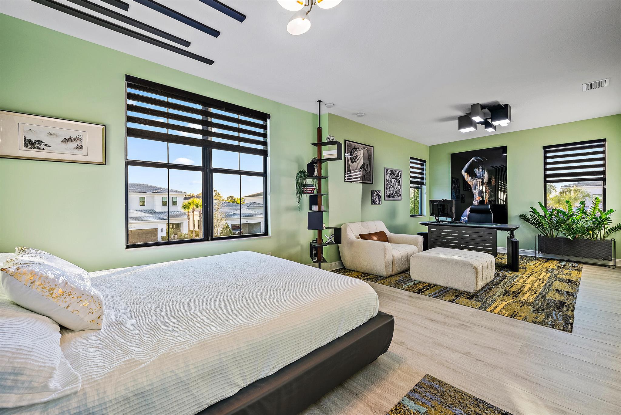 13693 Artisan Circle