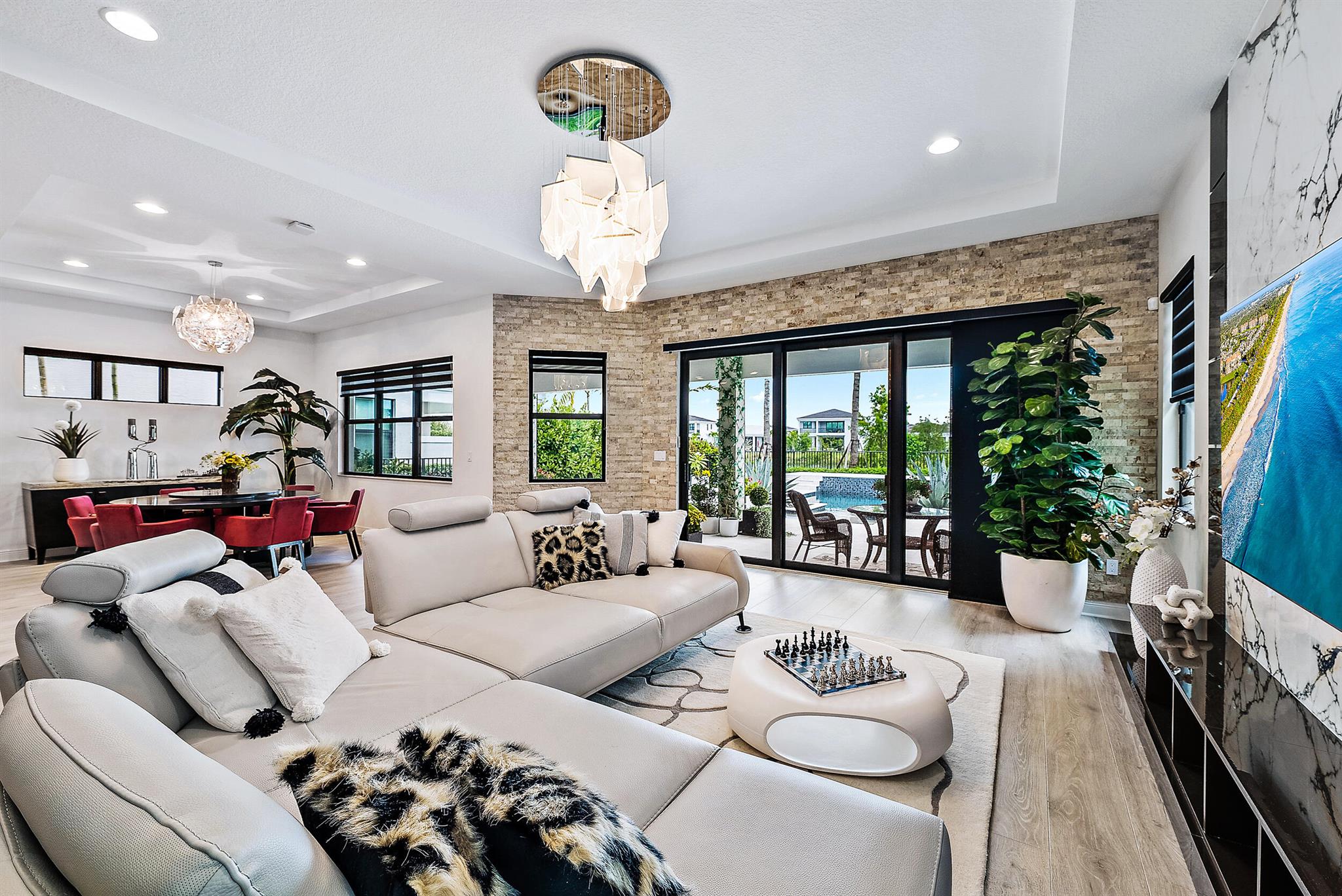 13693 Artisan Circle