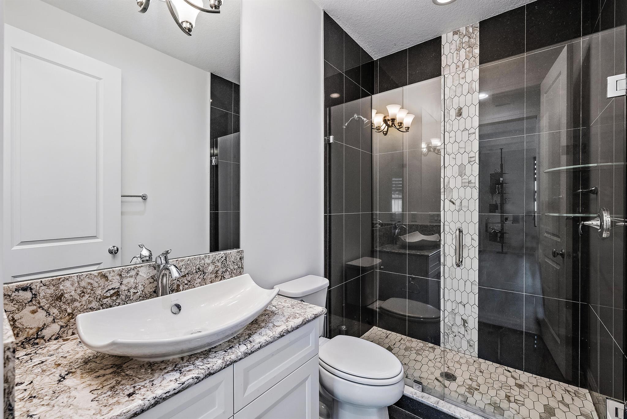 13693 Artisan Circle