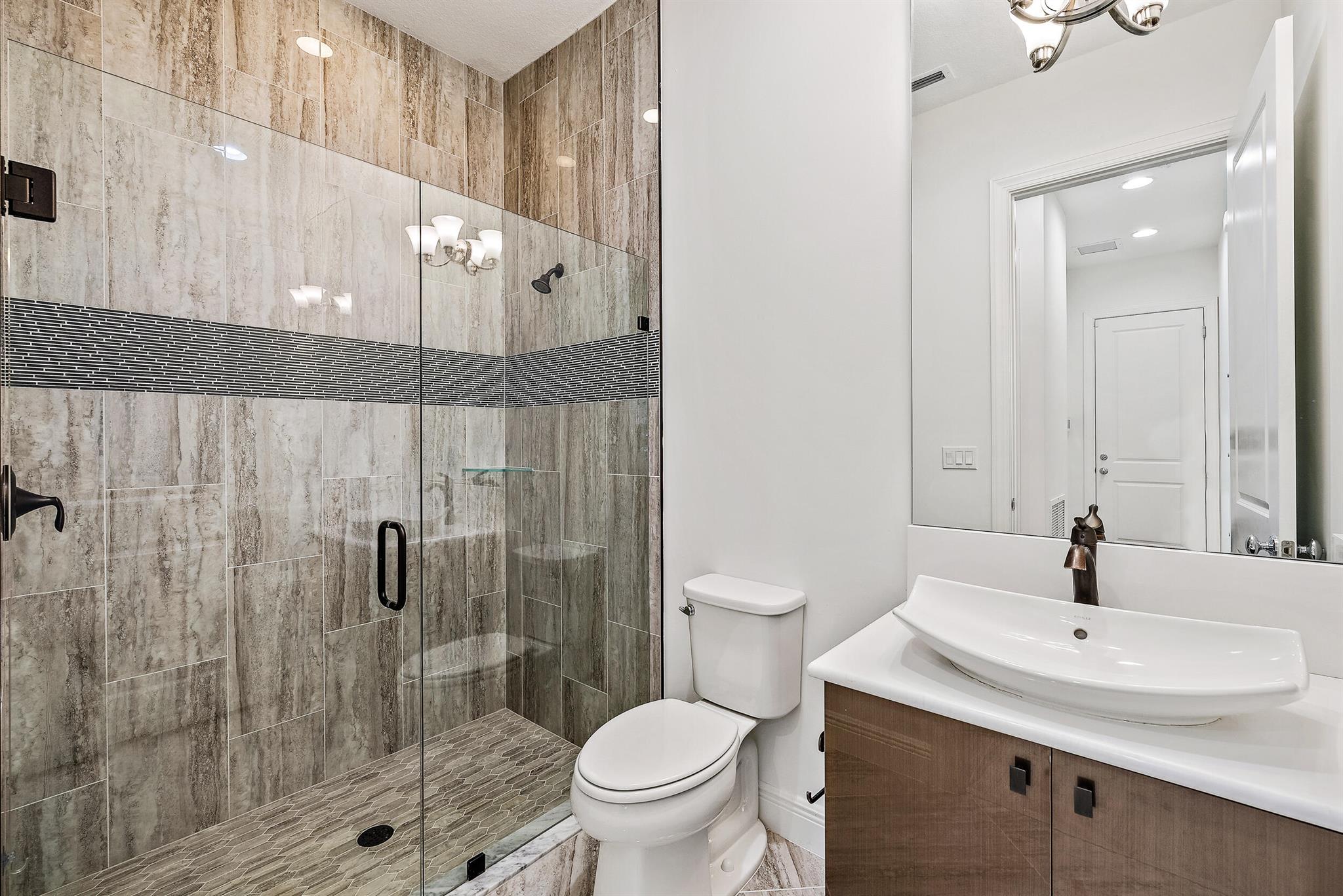 13693 Artisan Circle