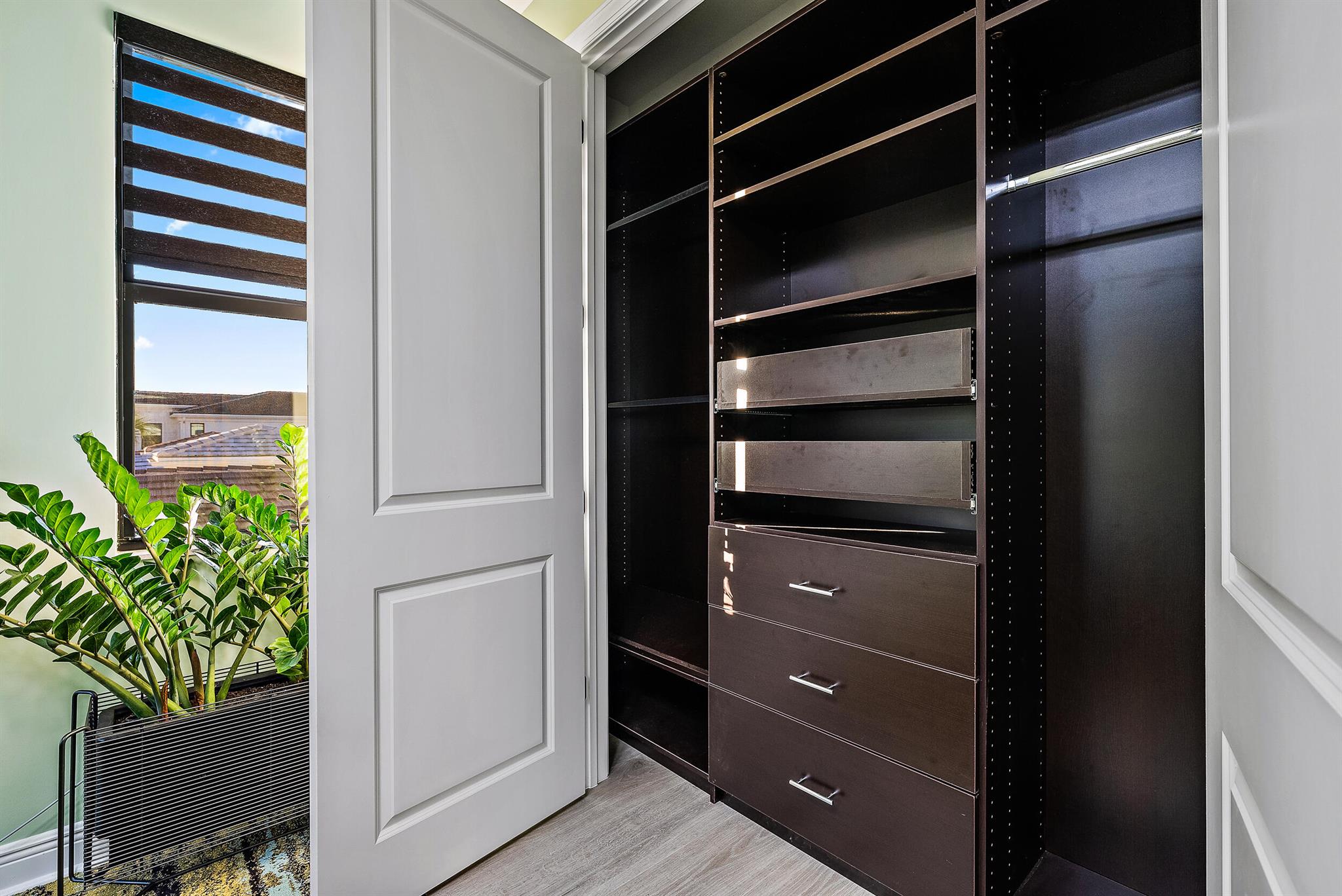 13693 Artisan Circle